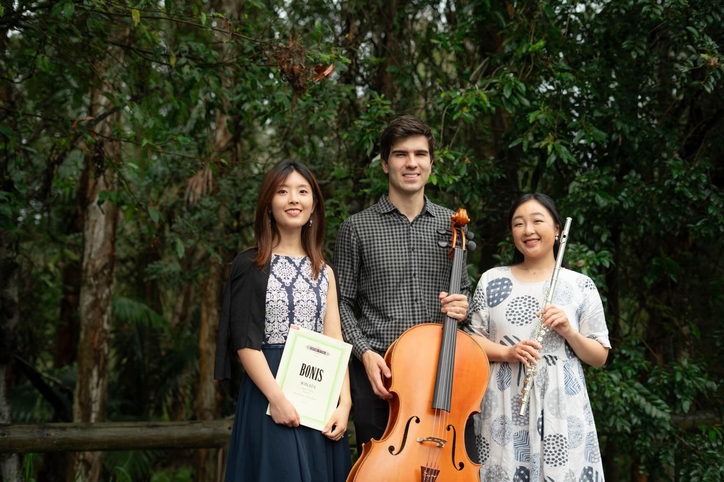 Looking forward to performing a flute, cello and piano recital with these guys next month at the 4MBS Performance Studio! We’ll be playing works by Debussy, Gaubert, Kapustin & more. Be there or be square 👊
The Waterlily Musicians present: Tales of Tonality - a flute, cello & piano recital
📆Saturday 28th of March, 2pm
📍4MBS Performance Studio, 384 Old Cleveland Rd Cooparoo QLD 4151
🎟️link in bio or trybooking.com/DJPHU
🎻@michael.d.gibson7
🎹@do.re.mia_piano
📸@minim.pictures
#brisbaneconcert #brisbanemusic #brisbanemusicians #brisbaneflute #flutecellopianotrio