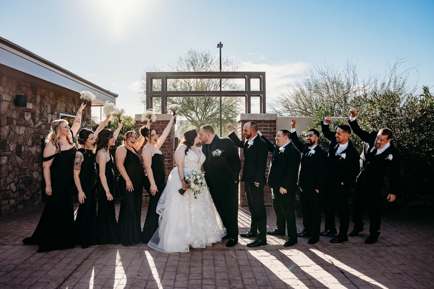 YOUR PEOPLE, YOUR CREW ✨
.
.
#weddingphotography #weddingphotographer #weddingday #weddingdayphotos #weddingday