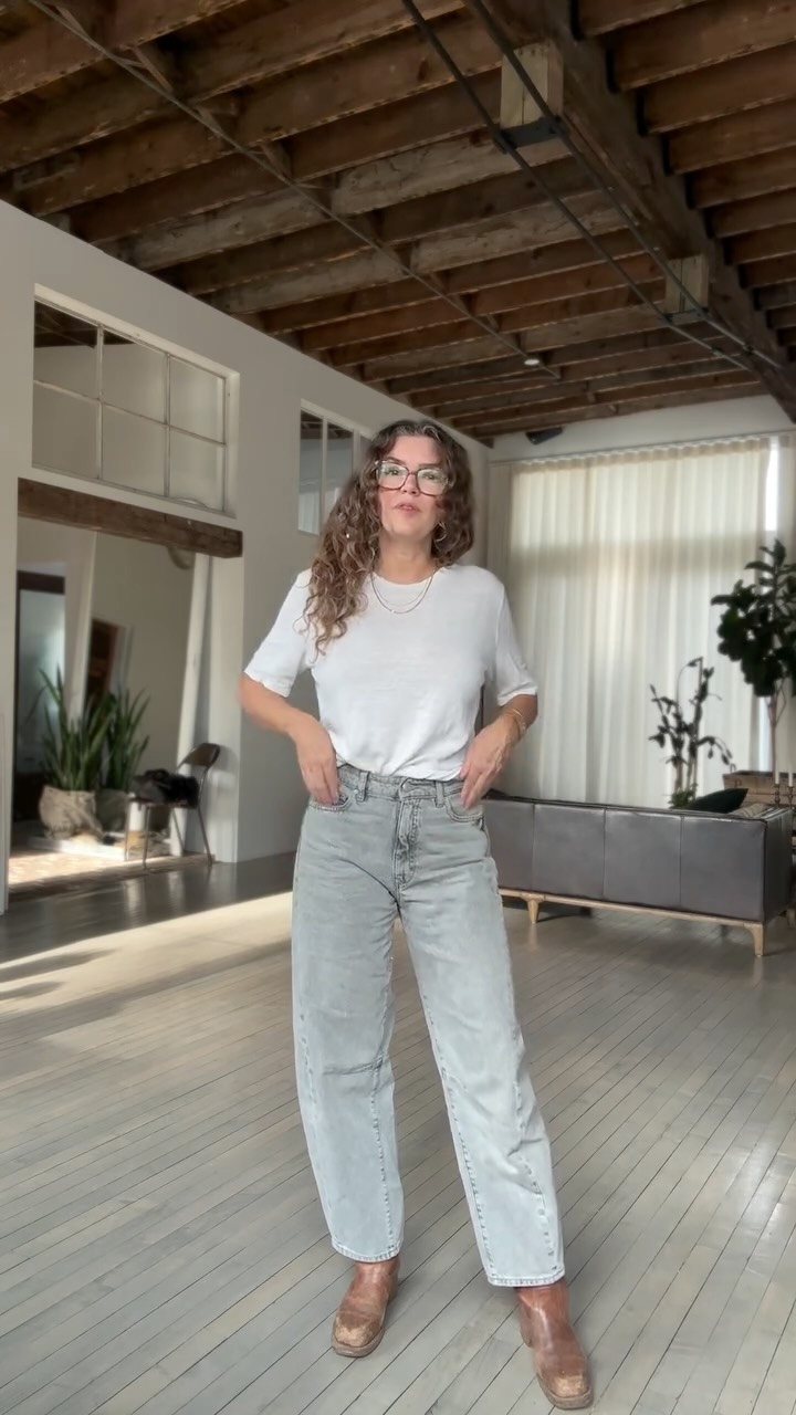 Jeans, Tee, Bling! No need to complicate it when the jeans speak for themselves !