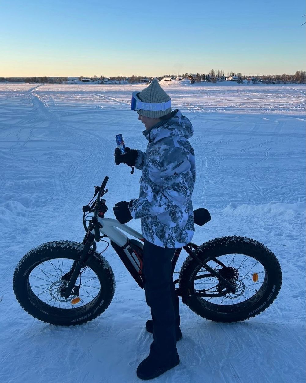 Recharging in Lapland ❄️
#LukaSammalisto #Motorsport #RacingDriver