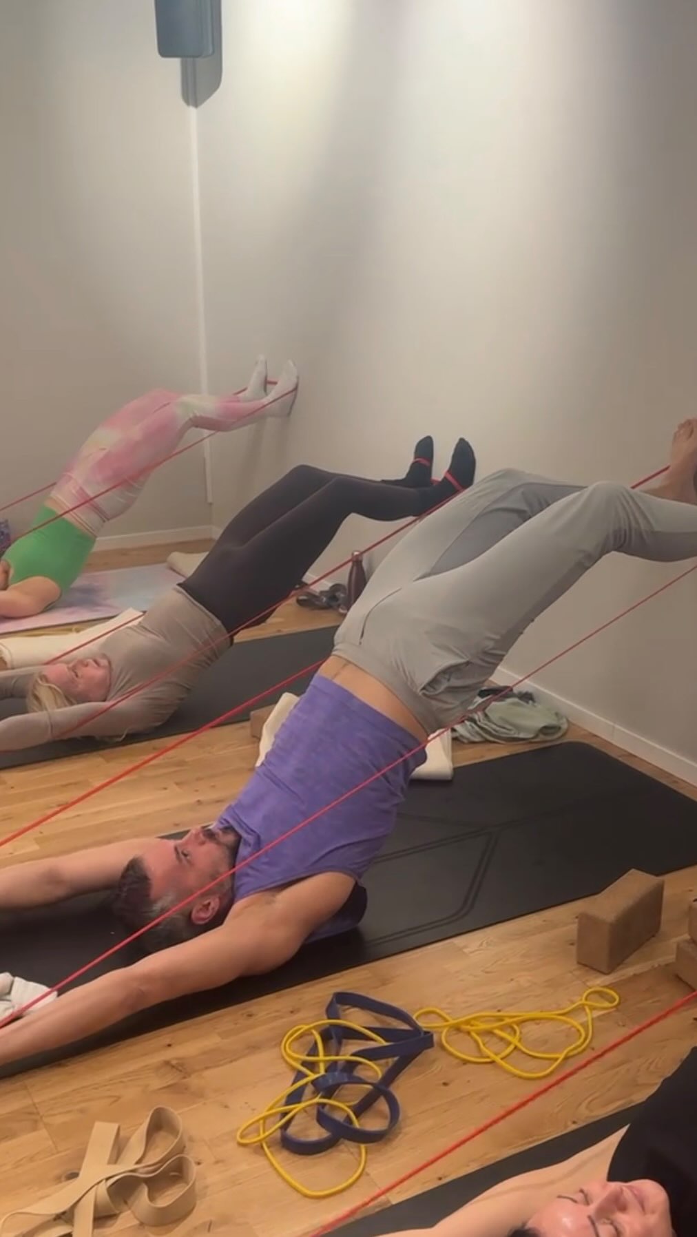Stockholm, what a weekend 🇸🇪💜
A few moments from our workshops — and featuring our most-used prop of the weekend: resistance bands.
There are so many ways to incorporate bands into flexibility training. One of the biggest benefits? They help you build strength in your end range — so you’re not just passively hanging out in shapes, but actively owning them.
They can also act as an assist. In cobra, for example, a band can help lift you away from the floor. Depending on the resistance, it can make the movement more supportive or more challenging.
Versatile. Effective. Small enough to fit in your bag.
Still my favourite prop.
Huge thank you to Saul @saulphillips for organising and hosting such a brilliant weekend — and for bringing so much creativity to the space. I always love when we get to co-create and explore new ideas together. To me, training is an interactive process. We learn from each other.
I’ll be back in Stockholm September 4–6 with more workshops — and we’ll mix things up a little so those who joined this time can experience something new 💜
#yogainstockholm #stockholmyogaworkshops #flexibilitytraining #theartofflexibility #resistancebandsworkout