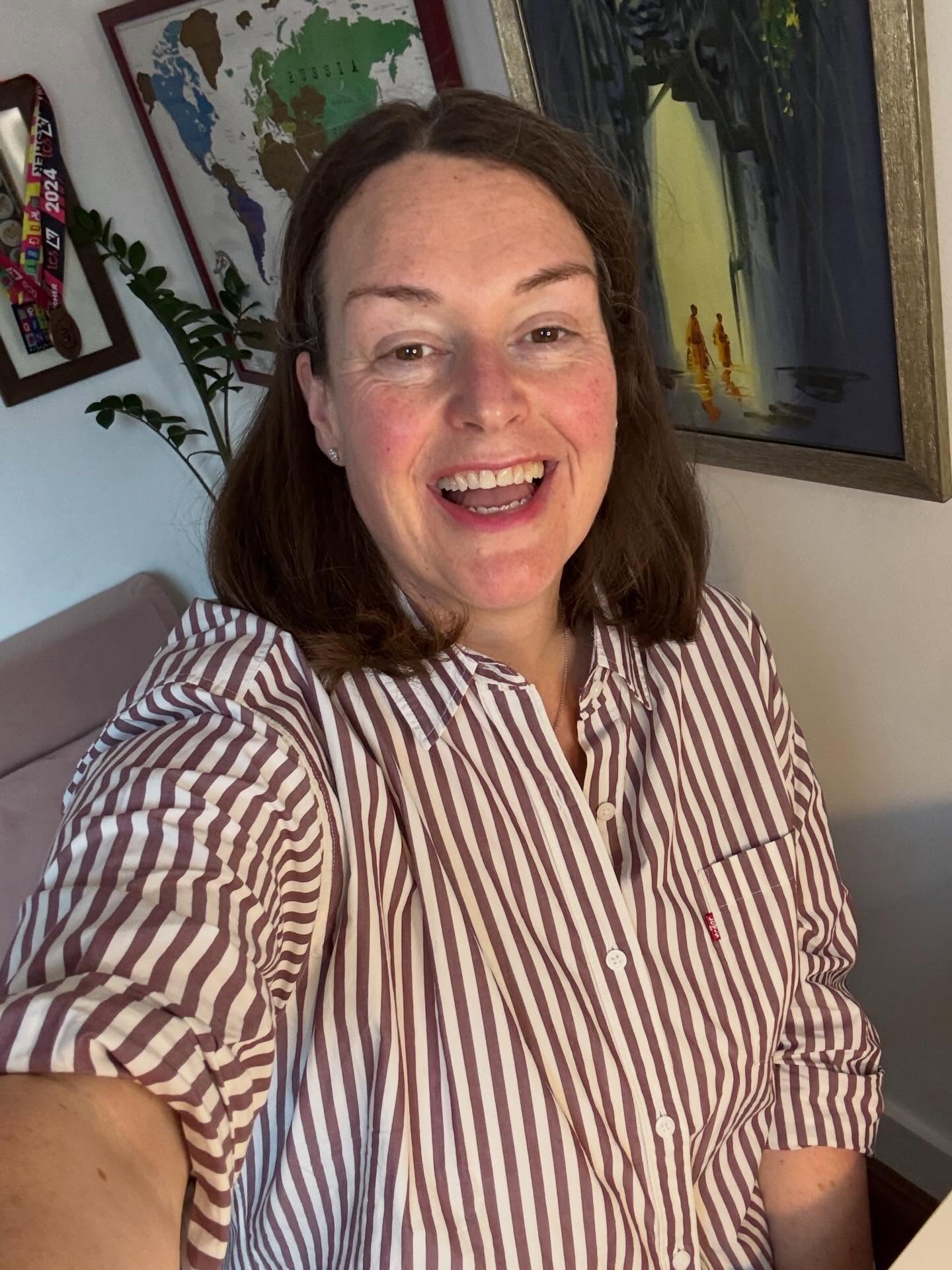 Friday Feels!
Behind the scenes of another week in Executive Coaching for High Performance.
I coach high-achieving C-suite, Directors, VPs, Founders and Heads Of. Here is what I am celebrating for them this week:
✅ Strategised a tough piece of feedback to a direct report so it lands cleanly without damaging trust.
✅ Helped a senior leader hold their nerve in the gap before a new CEO arrives. There is uncertainty in the air so keep the team steady by listening and focus on performance, not fear.
✅ Worked with a senior manager to break the rescue cycle. Resist the twitch to step in and save. Instead, lean back, delegate and let others step up.
✅ Articulated the commercial value of the generalist leader. The person who connects data, personalities and delivery and quietly keeps momentum going.
✅ Tightened elevator pitches. If you can’t explain your value in commercial terms, no one else will.
✅ A brainstorm session with an entrepreneur to get clearer on where their energy genuinely sits and reconnect with their founder genius.
And for me:
✅ fresh air walks with good friends.
What’s the highlight of your week?
#executivecoach #confidence #highperformance