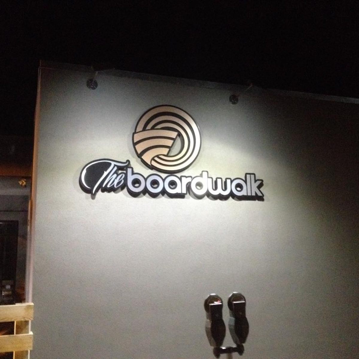 Looking for custom lighting for your home or project? We can help tailor a design to suit your needs!
#vernonbusiness #vernonelectrician #electricalcontractor #customlighting #supportlocalbusiness #electrical