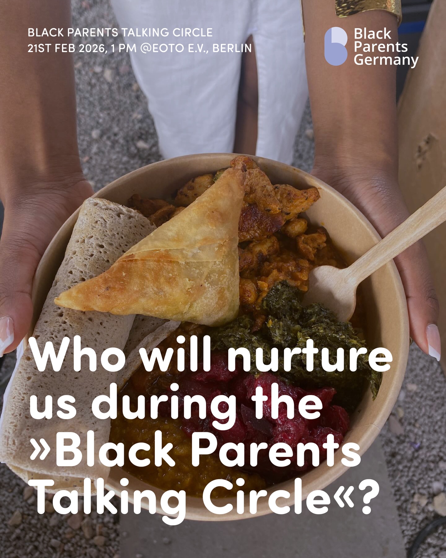 Wer sorgt sich eigentlich um unser leibliches Wohl während des
»Black Parents Talking Circle«?
Samstag, 21.02.2026, ab 13:00 Uhr
EOTO e.V., Togostr. 76, 13551 Berlin-Wedding
–
Say hi to Saron and TEFF ROOTS ( @teff_roots }!
Saron Tekiu versorgt uns mit ihrem Food-Projekt TEFF ROOTS mit Original Ethiopian Soulfood. Sie bringt über ihre Kochkünste Menschen die Vielfalt der äthiopischen Küche näher.
Saron ist zudem eine Persönlichkeit aus der Berliner Zivilgesellschaft, bekannt für ihr Engagement im Bereich Antirassismus, Empowerment und Migrationsrechte, oft in Verbindung mit Organisationen wie EOTO e. V. (Each One Teach One) und Veranstaltungen in Berlin, die sich mit Rassismuskritik, Digitalisierung und Teilhabe befassen und nun als Rednerin oder Organisatorin bei Themen wie Empowerment und rassismuskritischer Bildung auftritt.
Wir freuen uns sehr, dass sich Saron mit TEFF ROOTS um uns alle kümmern wird. Mit ihren traditionell, aber modern interpretierten, zugänglich und mit ganzem Herzen gemacht African Food Kunst, w.
–
Bitte schließt euch Saron an und kommt zum:
»Black Parents Talking Circle«
Samstag, 21.02.2026, ab 13:00 Uhr
EOTO e.V. Berlin-Wedding ( @eachoneteachone_official )
Wir freuen uns auf euch. Bitte meldet euch auf unserer Website unter www.blackparents.de an, damit wir etwas besser planen können. Lieben Dank!
Eure
Black Parents Germany
It takes a community to raise a child
-
#blackparentsgermany #ItTakesACommunityToRaiseAChild #BlackParentsTalkingCircle