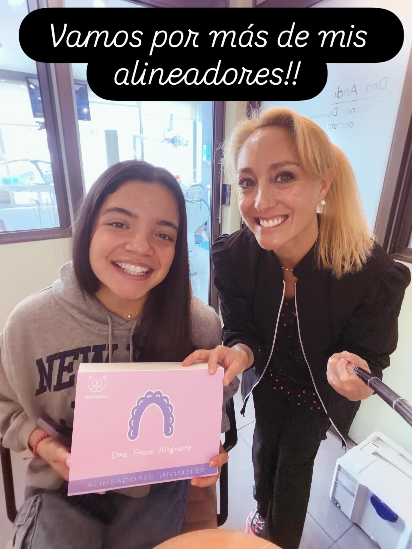 🌞✨ Ya se va el verano y marzo está a la vuelta de la esquina…
¡Que no te pille desprevenido! 📅😬
Prepárate con tiempo y comienza tu tratamiento con alineadores ahora!
Discretos, cómodos y adaptados a tu ritmo 💎😁
📍 Agenda tu evaluación
📲 Escríbenos por DM o WhatsApp +56 9 9497 9558
Tu mejor sonrisa empieza hoy 🦷✨
#VueltaAMarzo #Alineadores #SonrisaPerfecta #OrtodonciaModerna #Dentsalud