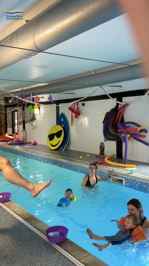 Parent & Baby Discovery Duckling Class 💦🦆
A gentle, fun introduction to the water for you and your little one 💙 Build confidence, bond through play, and watch them splash, kick and smile their way through every session!
Ready to make memories in the pool? Book via the link in our bio.