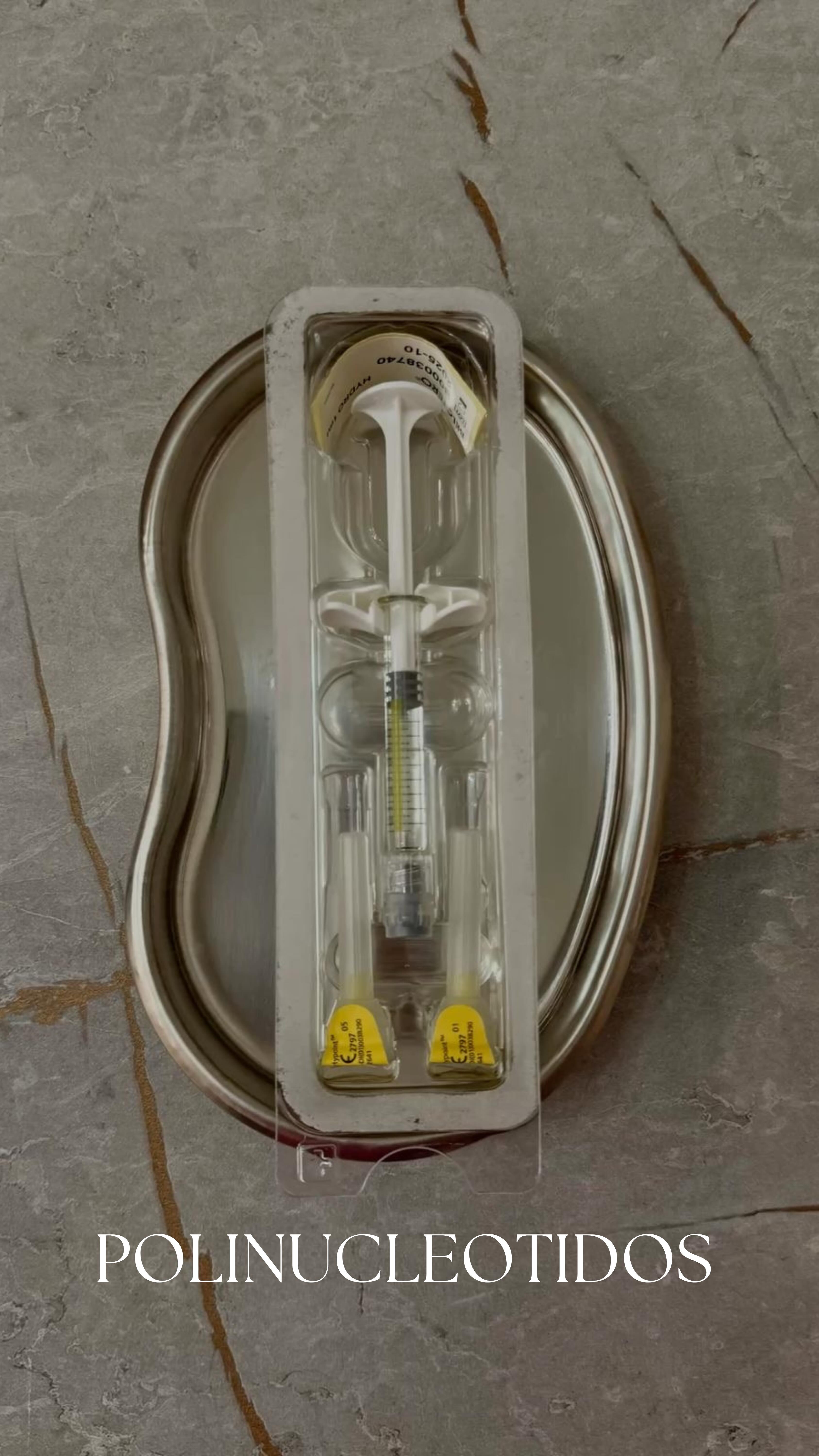 Los polinucleótidos se han convertido en una de las herramientas con mayor respaldo en dermatología regenerativa actual.
#polinucleotidos #medicinaregenarativa #dermatologasmadrid #dermatologiamadrid