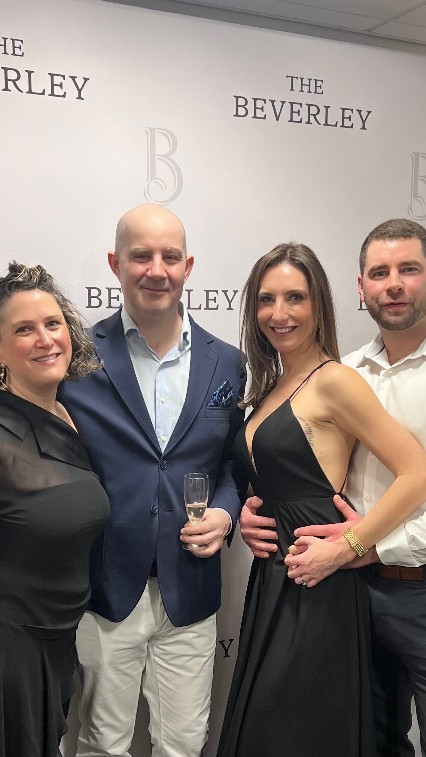 What a fabulous evening at the launch of the Beverley Hospital ✨
A huge thank you to the wonderful hosts Gemma @called_to_clay & Dan @dansalehplasticsurgery and @andrewpieri.breastsurgeon for such a special night. I met the most incredible people and felt so lucky to be part of it.
Sending massive congratulations on this amazing achievement 👏🎉
@thebeverleyhospital