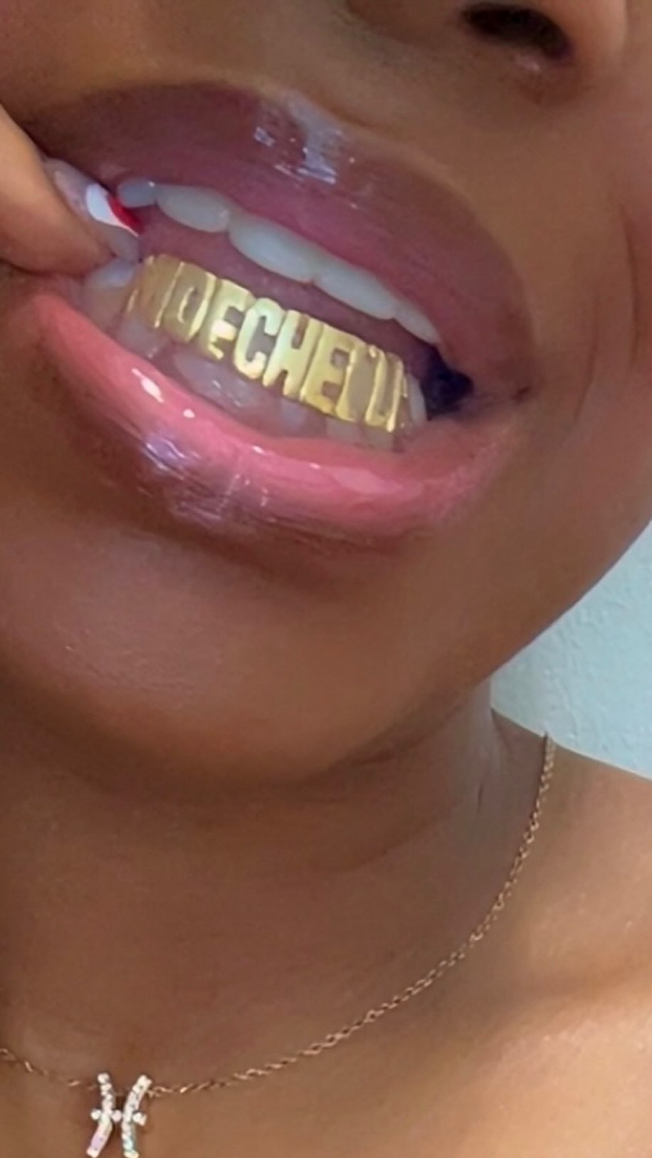 The road to Moechella 2026 !
@vamoe #essentialgrillz let_moechella_sort_em_out26 🤩🤩
Thank you sooooo much for the support and exposure! Literally was smiling ear to ear the entire time! Party of the year for sure !