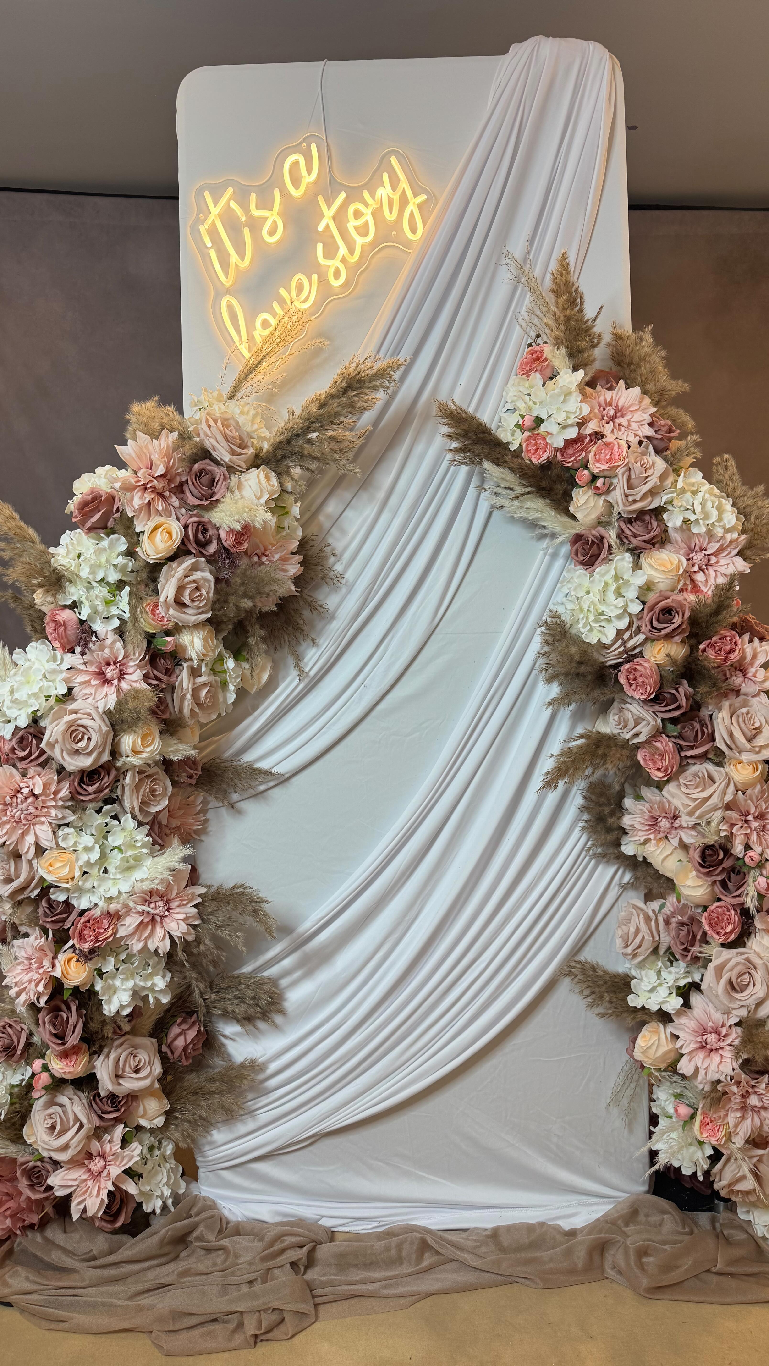 florals.
classic.
every occasion.
#phillyeventdecor
#fauxflorals
#philadelphiaweddings
#phillybirthdays
#eventstyling