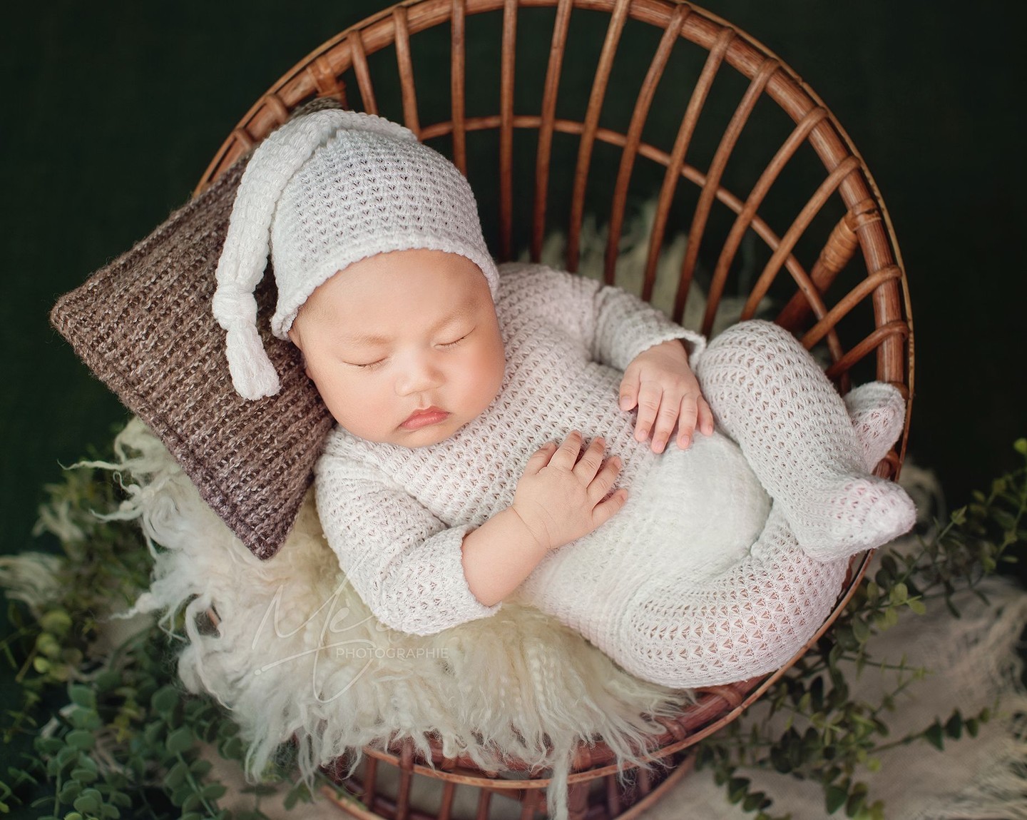 Tiny sleepy sighs.
A brand new soul, already so deeply loved. 💚
✨ Newborn sessions are best done within the first 5–14 days to capture those soft, dreamy moments.
Come create beautiful photos with us at our studio.
Telegram: +85589892949
Visit our website www.merephotographie.com link bio
Location: Sen Sok City
#merephotographie #newbornphotography #babyboy #timelessportraits #phnompenhphotographer #newbornsession #familymemories