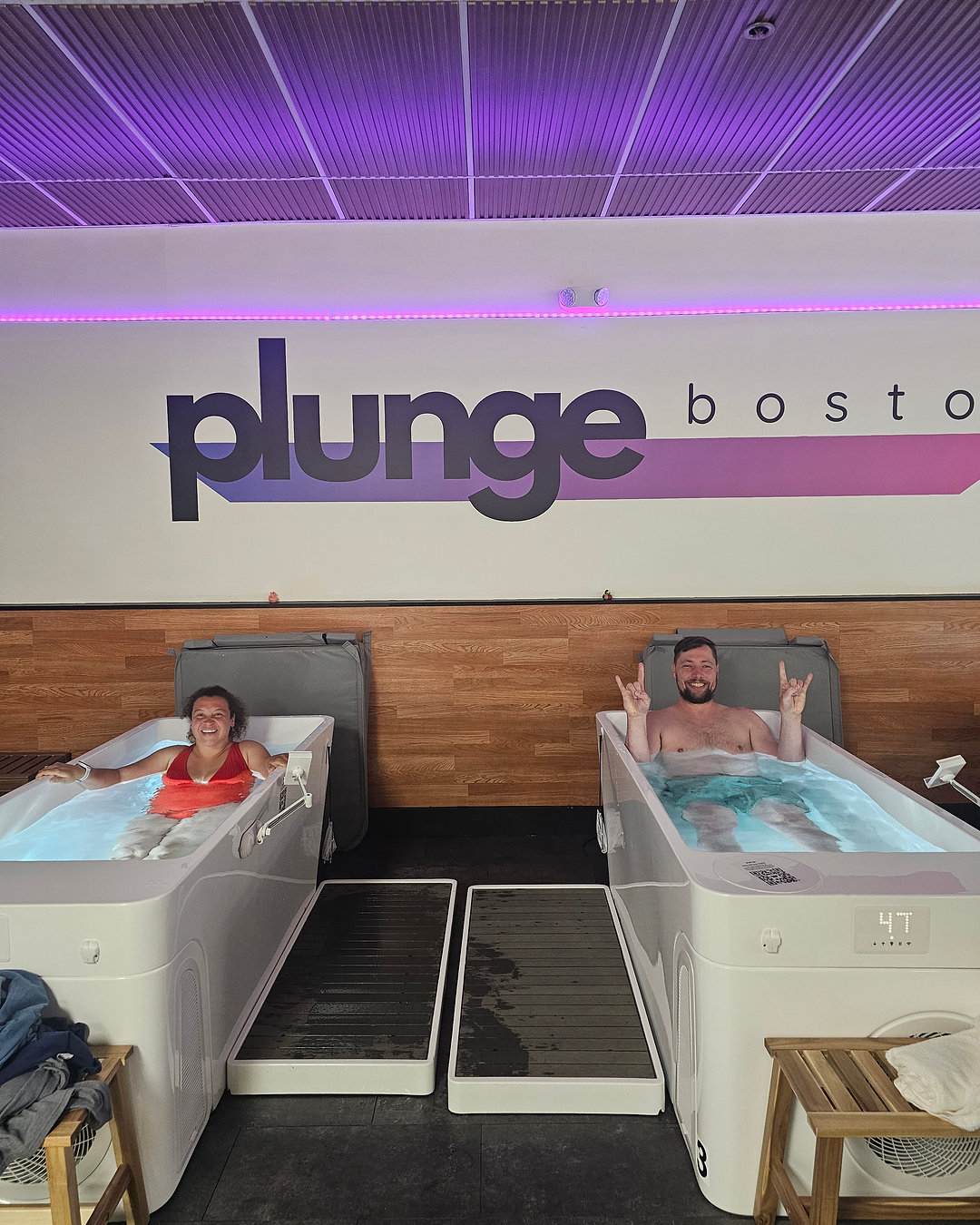 Cold Water Immersion: Why getting uncomfortable might be good for you. ❄️ Ready to experience the benefits of cold therapy for recovery, circulation, and mental resilience? Read the full blog post on our website!
#ColdPlunge #WellnessJourney #Recovery #SelfCare #PlungeBoston