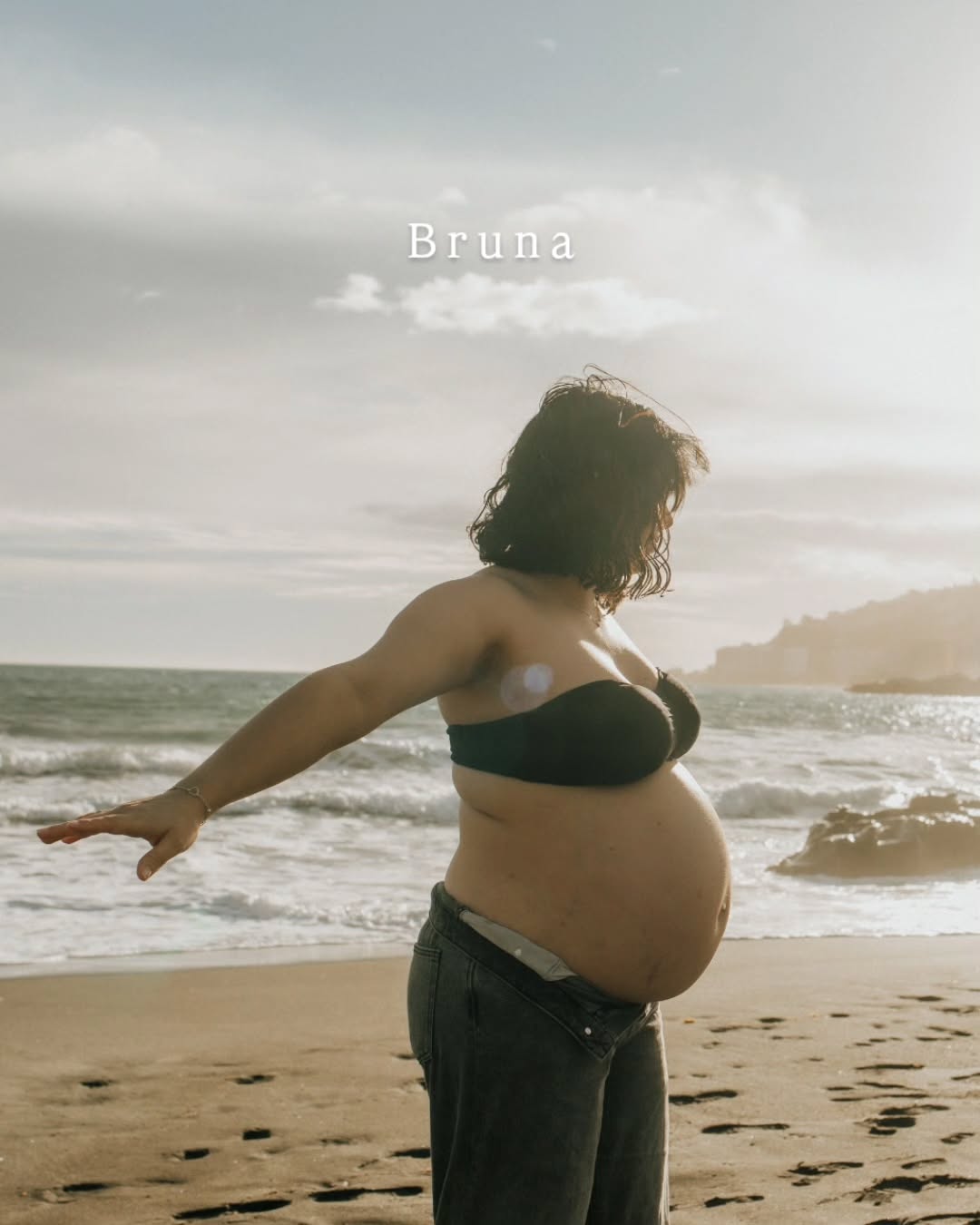 Ya habían ganas de volver a ver un atardecer en la playa...
Bruna a 38 semanas, porque con el mal tiempo, tuvimos que posponer la sesión, pero creo que valió la pena.
.
.
.
.
.
.
.
.
#annelaurephotography
#fotografialifestyledefamilia
#fotografiadefamília
#fotografialifestyle
#talesofthemoment