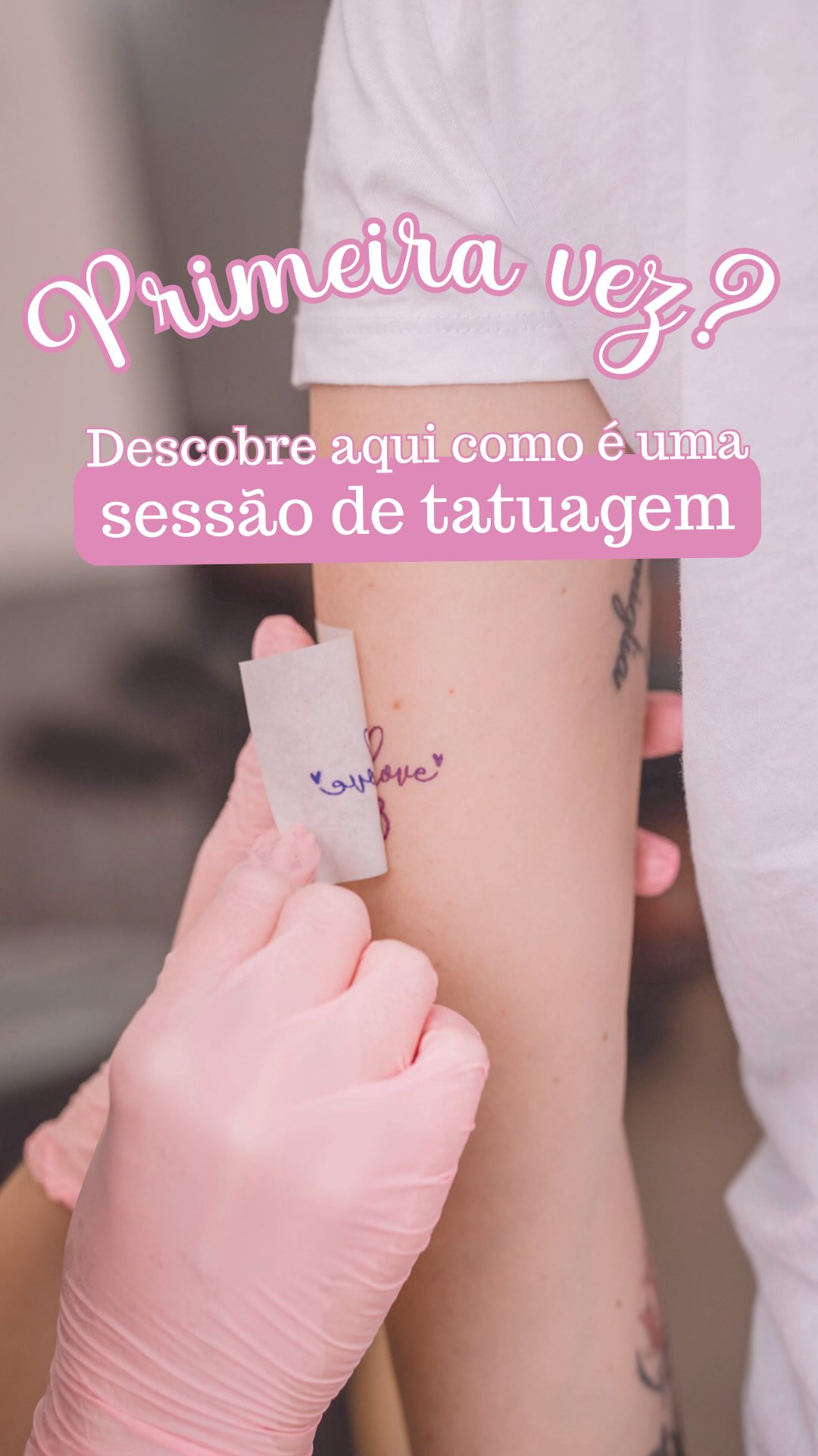 Primeira tatuagem? Aqui eu te mostro como é uma sessão de tatuagem comigo, para já saber o que te espera. Sem surpresas, só satisfação com a primeira tatuagem na pele! Me envia mensagem para saber mais :)