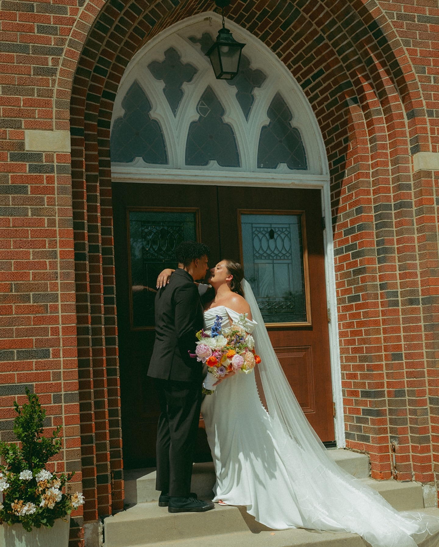 Everything about this wedding from the bright & bold florals, to the individual cakes as table numbers, was meticulously thought out by our Bride!✨💐 Our job? To take those plans and execute them flawlessly so that she and her family could soak in the moments of the day.
Hope had a vision (but also allowed us some creative liberties) and when she entered the reception space she said “Whose wedding is this?!” and “This is better than I could have imagined!”.. That is always our goal.😭💖
Not to mention, @danielle_lynn11 gave her a romper to party in while @ajadeinthelife hand sewed her dress back together because this Bride can get down on the dance floor! When we say full service management, we mean it yall!😂
•
•
Styling + Wedding Management: @hawthornecreativeco_
Content Creation: @hawthornecreativeco_
Photographer: @dilanandemma
Venue, Catering, + Bar: @mainstreetabbey
DJ: @tobo.music
Florals: The Bride!
Hair + Makeup Artist: @hannah.changebeauty
Cake: @costco
Pretzels: @stlpretzelboys
Cotton Candy: @rosiecheekscottoncandy
—
st. louis wedding planner, st. louis wedding designer, missouri wedding coordinator, st. louis wedding coordinator, st. louis wedding venue, LGBTQ wedding planner, LGBTQ wedding vendor, missouri wedding planner, southern illinois wedding coordinator, southern Illinois wedding planner, unique wedding design, st. louis day of wedding coordinator, wedding day coordination in st. louis, 2026 bride, 2027 bride, 2026 groom, 2027 groom, engaged 2026 couples, engaged 2027 couples, stress free wedding planning in st. louis, st. louis wedding photo locations, st. louis wedding photographer, wedding planning tips | #weddingplanner #weddinginspo #engaged #2026bride #2027bride