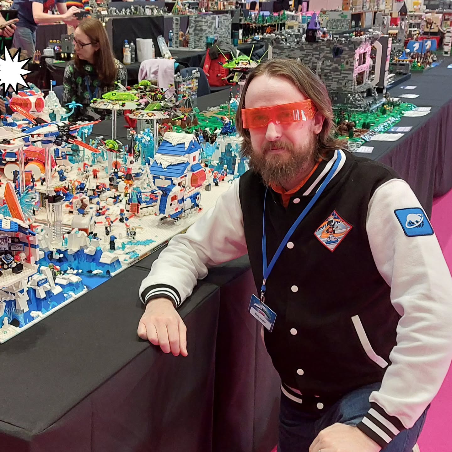 Here's to day two of Bricktastic Manchester. Come say hello, I'm easy to spot
#bricktastic #afol #iceplanet