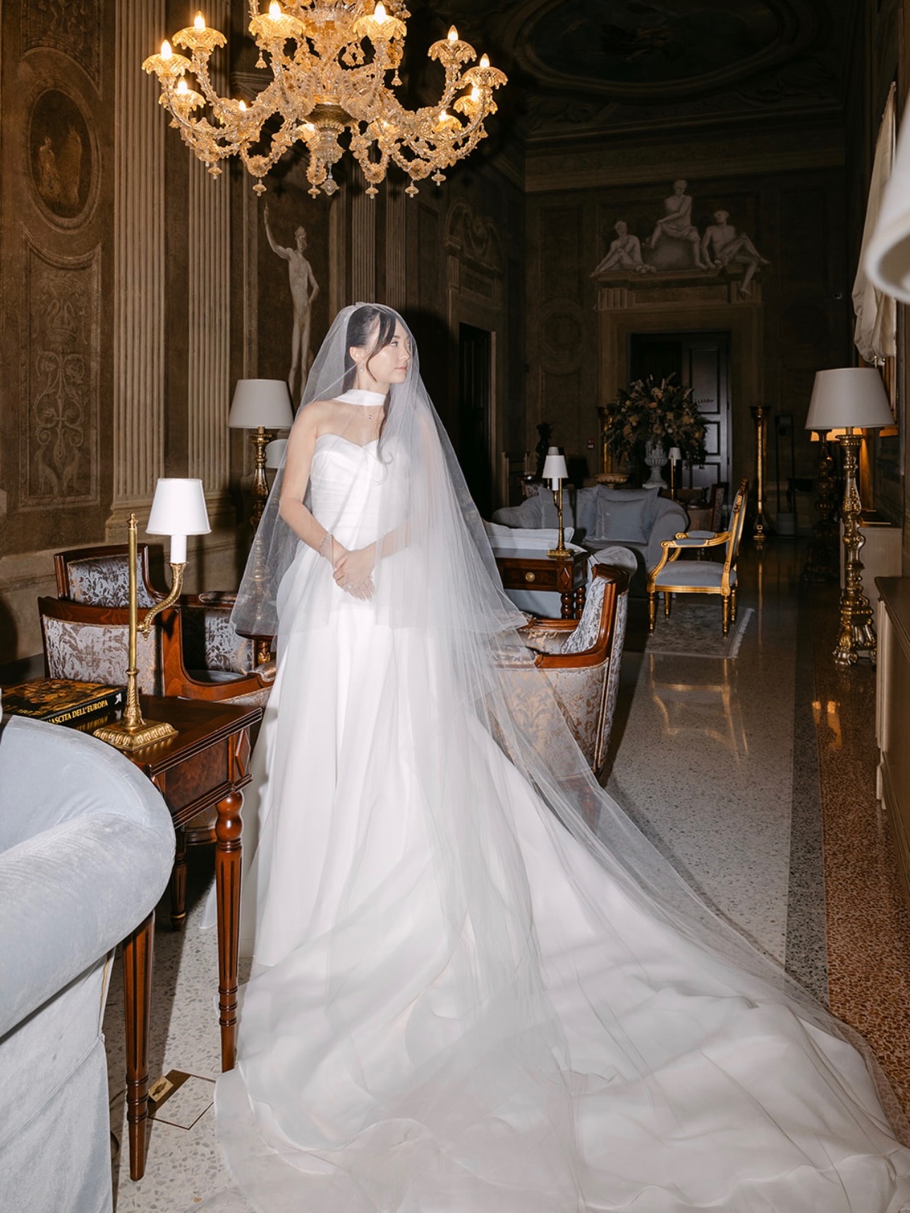 At BLBS Management, we believe beauty is never created alone. It’s the result of collaboration, trust and true professionalism.
Please support the entire team who made this day unforgettable 🤍
Bride @robin_bird
Venue @villa.mocale
MUAH @blbsmanagement
PH & Video @dezirostudio
Caterer @ciabatti_ricevimenti
Bar @pourevents
Flowers @silviamatterafloraldesigner
DJ & Sound systems @betto.dj
Crafted & Directed @magnoliaweddingplannertuscany
#BLBSManagement #DestinationWeddingItaly #makeuptuscany #tuscanymakeupartist #weddingmakeuptuscany