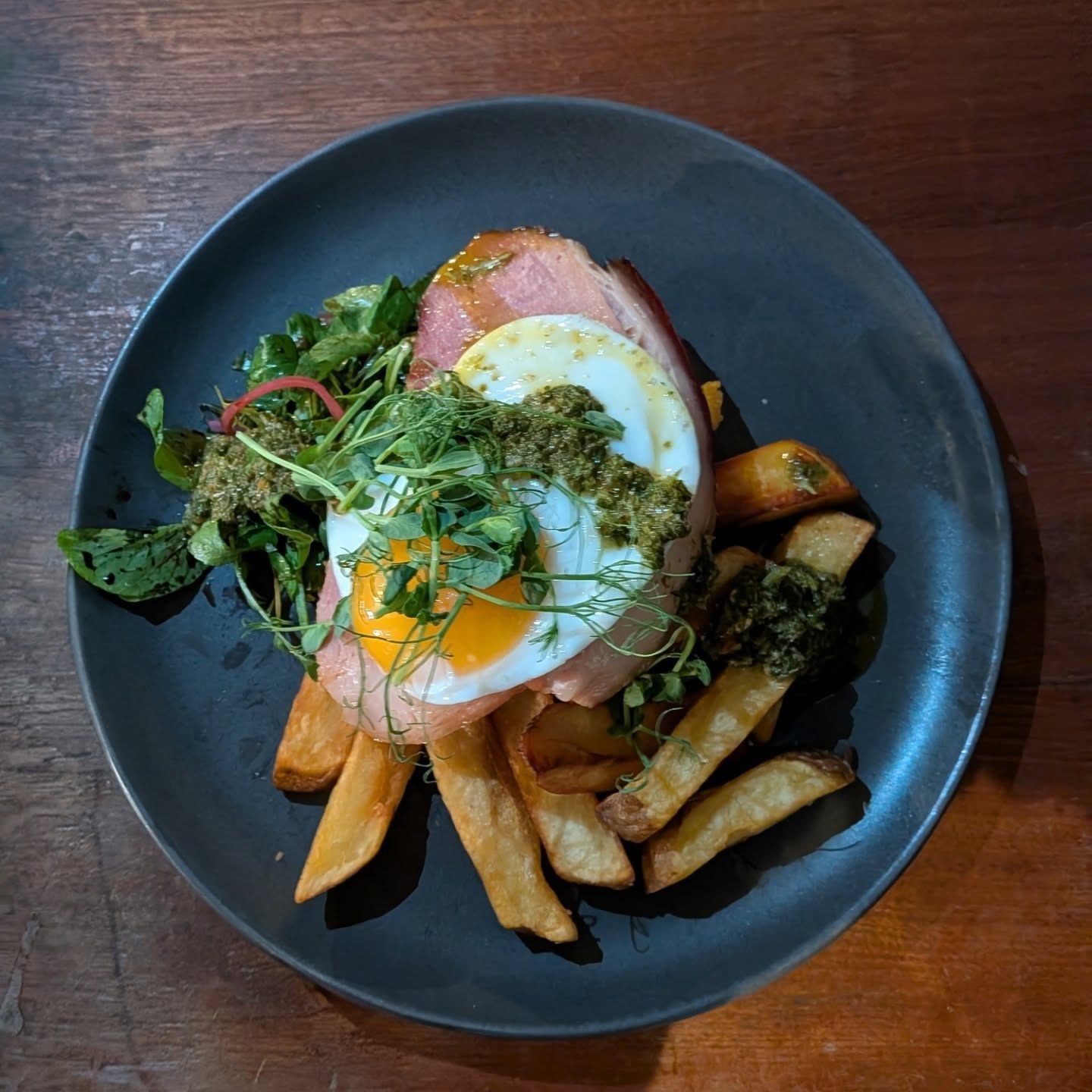 Ham, Duck Egg, Triple cooked chips, Chimichurri, Salad #britishclassics #bristolpubscene #bristolfood