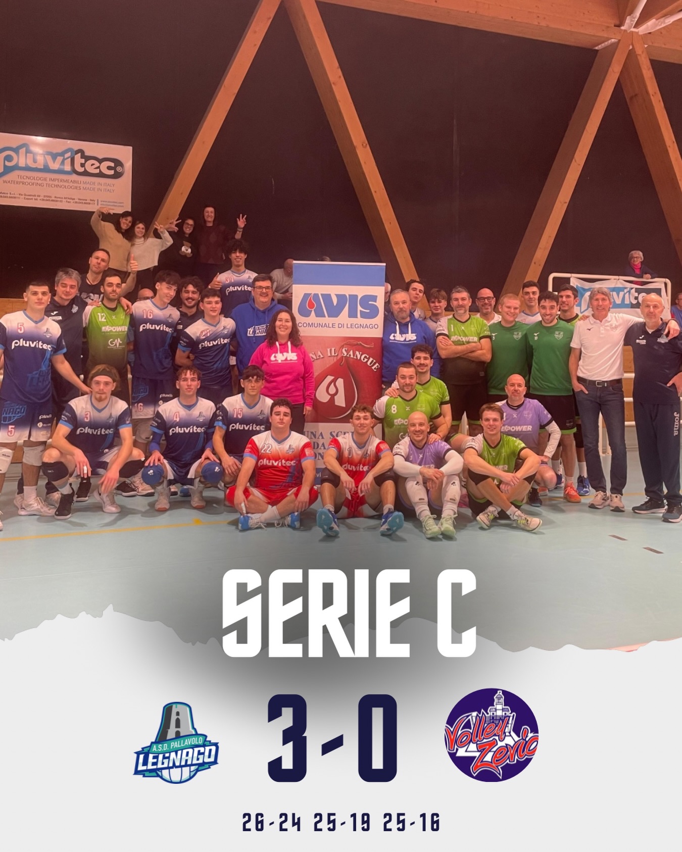 Serie C Pluvitec Volley - Zevio 3-0
Primo derby del girone di ritorno contro Zevio e vittoria per 3-0 (26-24; 25-19; 25-16). Una gara che ci ha visto crescere set dopo set: dopo un primo parziale combattuto, la squadra ha trovato ritmo e sicurezza, gestendo con autorità il secondo e il terzo set.
Buona la risposta del gruppo, con spazio per tutta la rosa e segnali importanti in vista dei prossimi impegni.
Sabato prossimo altro derby fuori casa al Cardio Palma 💪
Un grazie speciale a AVIS Comunale Legnago per la presenza al Pala Frattini con il punto informativo: sport e solidarietà che camminano insieme ❤️
#asdpallavololegnago