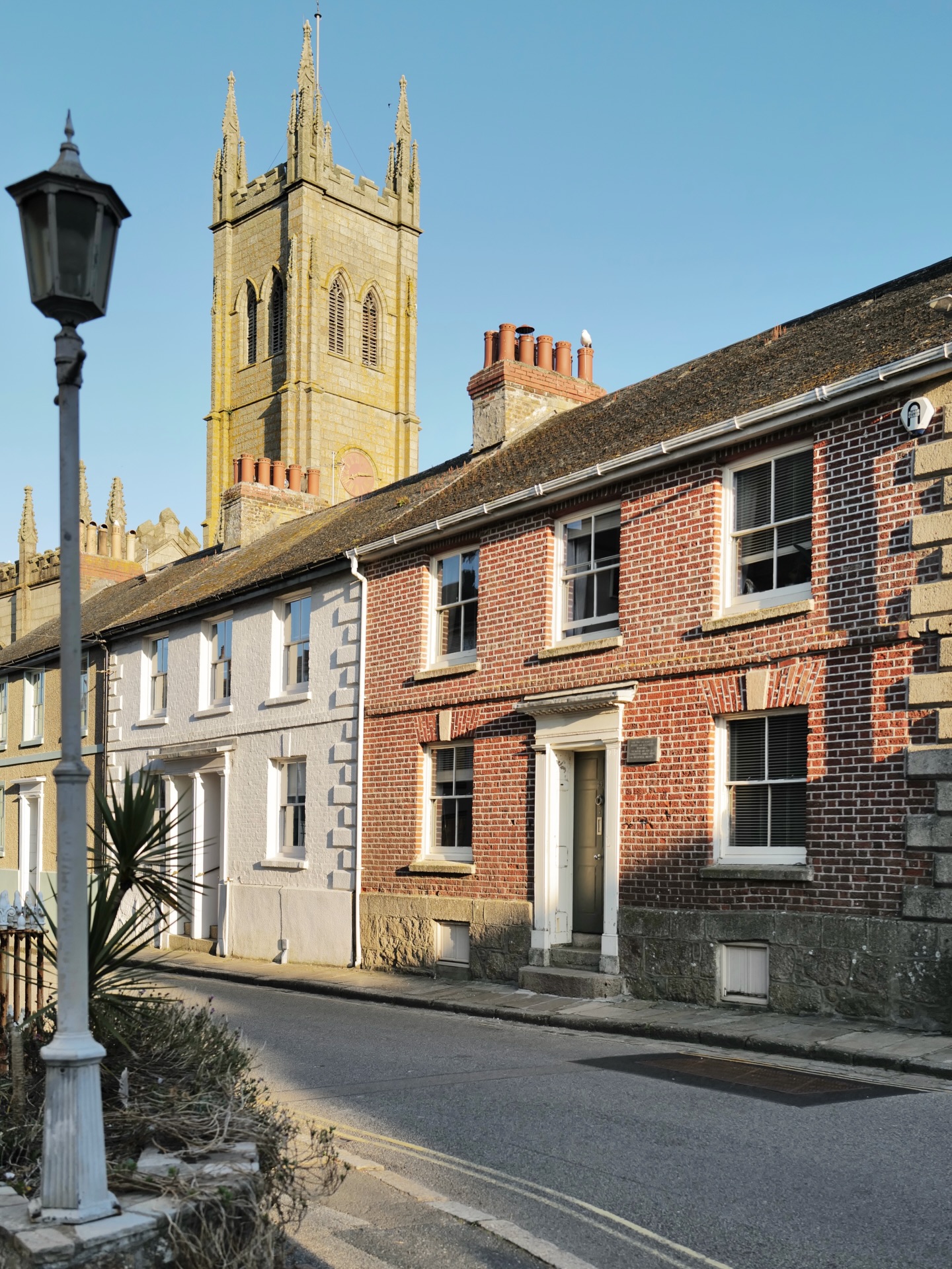 Have you seen "Wuthering Heights" yet? I must confess that I haven't and I'm not sure I want to. The reviews have been decidedly mixed but whether you're a fan or not, you might be interested to know that the Brontes have a strong Penzance connection.
As you step into Chapel Street from The Bell Tower you'll notice a row of red brick houses just in front of the church. They're known as the Rotterdam buildings because they were said to have been built from prizes taken from a Dutch ship by a Penzance privateer. More interestingly for Bronte fans, number 25 was once the home of Maria Branwell, mother of Charlotte, Emily, Anne and Branwell Bronte.
The Branwells were a prominent Penzance family. Maria's father, Thomas, was a successful merchant and landowner. One of her brothers went on to become the town's mayor. Following the death of her parents, Maria moved to Yorkshire in 1812 to work for her uncle and aunt. It was there that she met and fell in love with Patrick Bronte.
Maria fell ill in 1821 and her sister Elizabeth travelled from Penzance to Yorkshire to nurse her, staying on after her death to help bring up the children. The money Elizabeth left in her well helped to fund the publication of the sisters' first book of poetry.
#brontesisters #wutheringheights #penzance #literaryhistory
