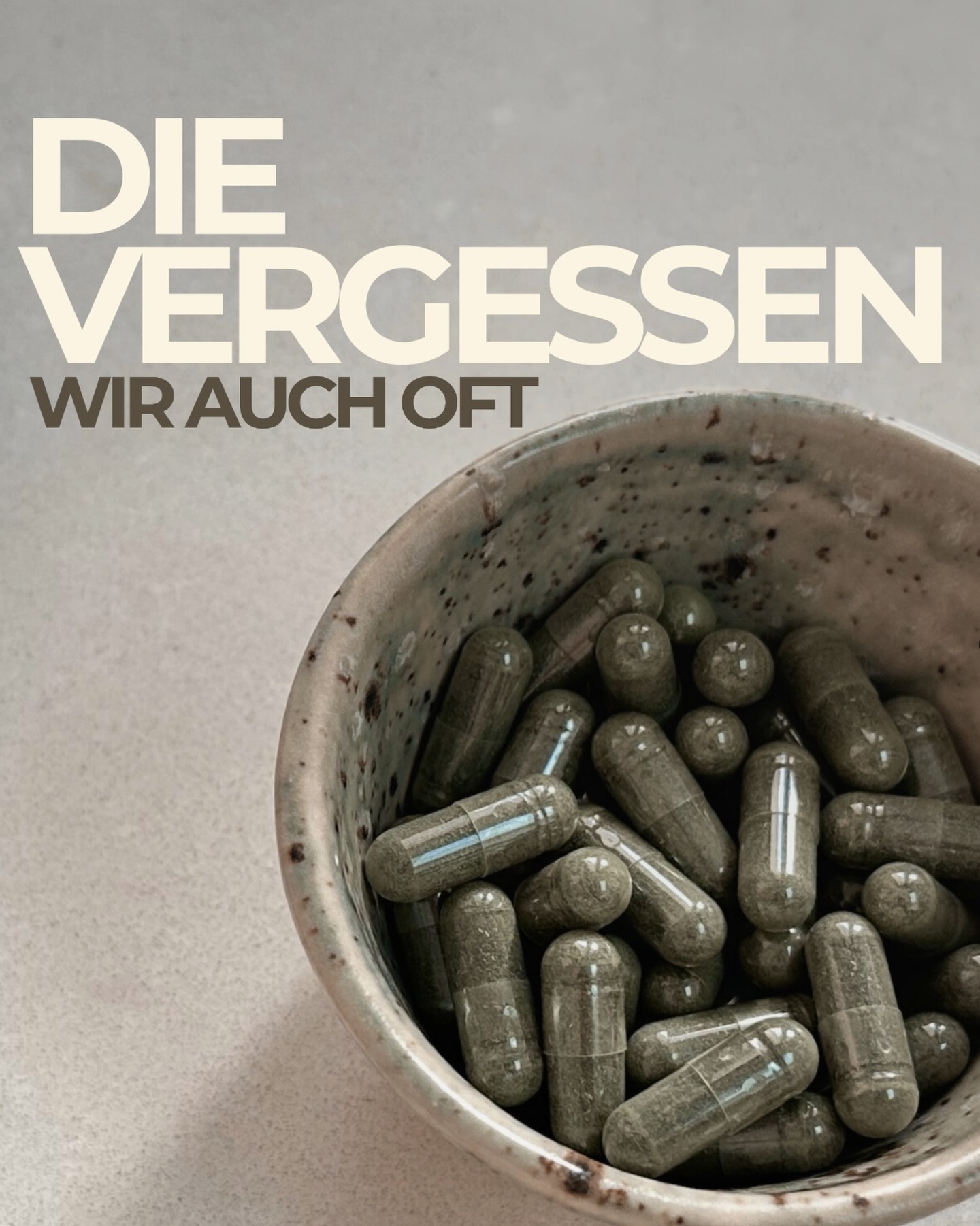 Wir haben alle möglichen Kapseln mit Nahrungsergänzungsmitteln zuhause. Vitamin C, Zink, Biotin.. die Liste ist lang und die Auswahl an Supplements groß.
Ganz ehrlich? Die meiste Zeit haben wir vergessen, diese ganzen Pillen einzunehmen. 🫠
Wir haben deshalb nach einer Lösung gesucht, die schnell und unkompliziert ist - und direkt wirkt: Nährstoffinfusionen 💛
#ivtherapy #boosterlounge #munich #wellbeing #biohacking