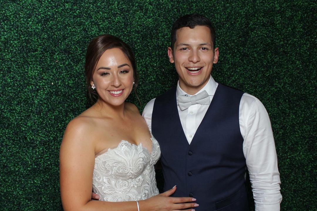 Congratulations to Mr and Mrs Diaz!! 🎉✨#mrandmrsdiaz #openairphotoboothau