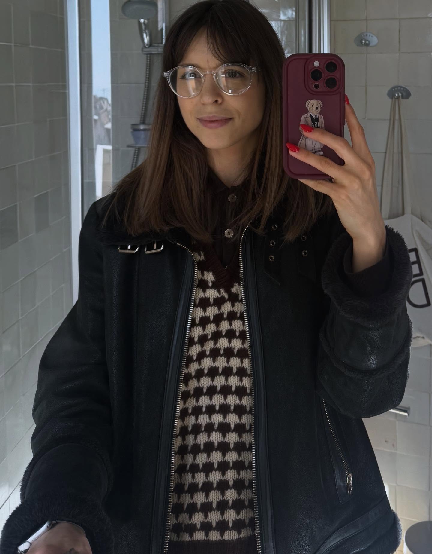 Here Inês Fonseca, age 32 reporting back from her 2026 quest: hotels, AI events (@giorgiopiccoli my parents went to church…, now it’s all Meetups and Demos), + revisiting my dad’s old accounting books that soaked the rain from the storm in Leiria, back in time to the 1950s to realize they predicted the future with amazing accuracy (we will probably never have those powers again), Sintra & chess 🌪️ and we are done with Winter, thank you.