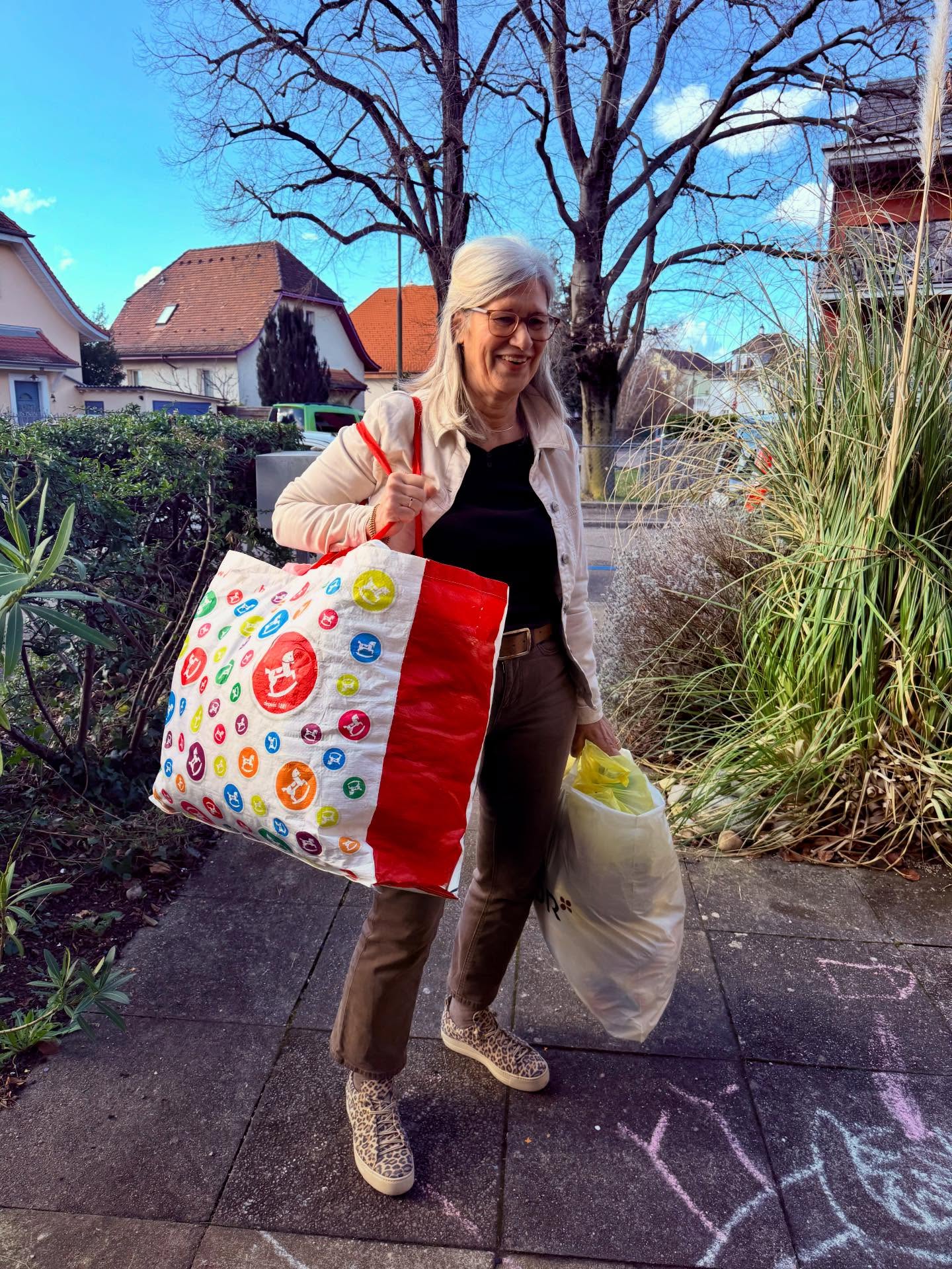 Spenden gehen raus nach Burkina Faso🇧🇫❤️
@secoursecoles
.
.
#spenden #burkinafaso #kinderkleider