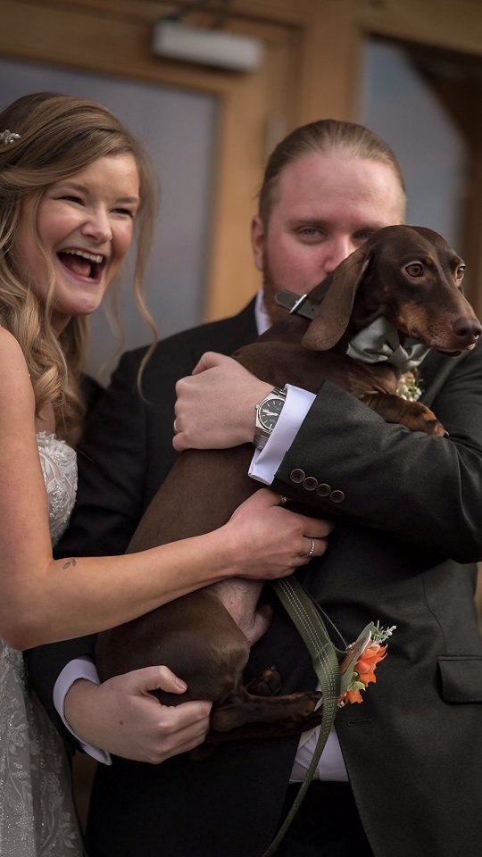 🎉🎉2026 wedding season has started 🎉🎉
Emily & Alex had a beautiful winter wedding at @pryorshayesweddings near Chester. The decor was beautiful, the food was bbq buffet and the ceremony was held by their family vicar, so so special.
Emily couldn't stop smiling and Alex couldn't stop crying! 😭🤣 What a warm and lovely couple, I wish you all the best Mr and Mrs Parry 💞
The team behind it all...
Film @armellefilms
Photo @imagebynick
Hair @carolellisthompsonbridalhair
Make up @madeupbycathryn
Decor @flossiesweddings
Cake @zigzagcakescheshire
DJ @cheshireweddingdj
Car @alliancecfr
Singer @ellacolemansinger