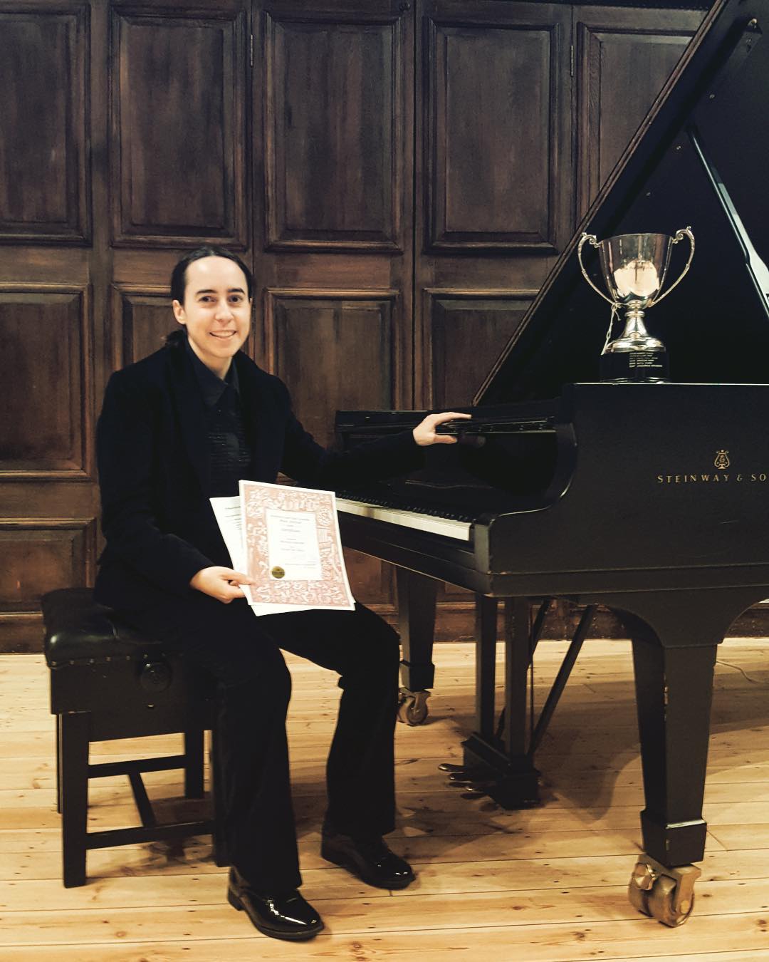 “Performing at this wonderful event was a great joy for me and I would like to thank everyone who is involved with the organisation of the festival, I know it takes a lot of work, so please know how important your efforts are for all young musicians and that you are appreciated. The performing opportunities which have already opened up for me after my winning the Felix Marr award have been another valuable and unexpected prize, and I am extremely grateful for being awarded this prize." Marianna Kapsetaki.
-
-
Marianna Kapsetaki performed Liszt’s La Campanella, the 1st movt from Beethoven’s Waldstein and Chopin’s “Ocean” Etude. She won the Open Recital Prize and also the Felix Marr Award of £500.
-
-
Marianna plays in a piano duo with her twin, Stephanie! @kapsetakitwins
-
-
#stratfordandeastlondonmusicfestival #stratfordandeastlondonmusicfestival2018 #pianist #prizewinner #kapsetakitwins #pianoduo #marvellous #creativetalent #virtuoso