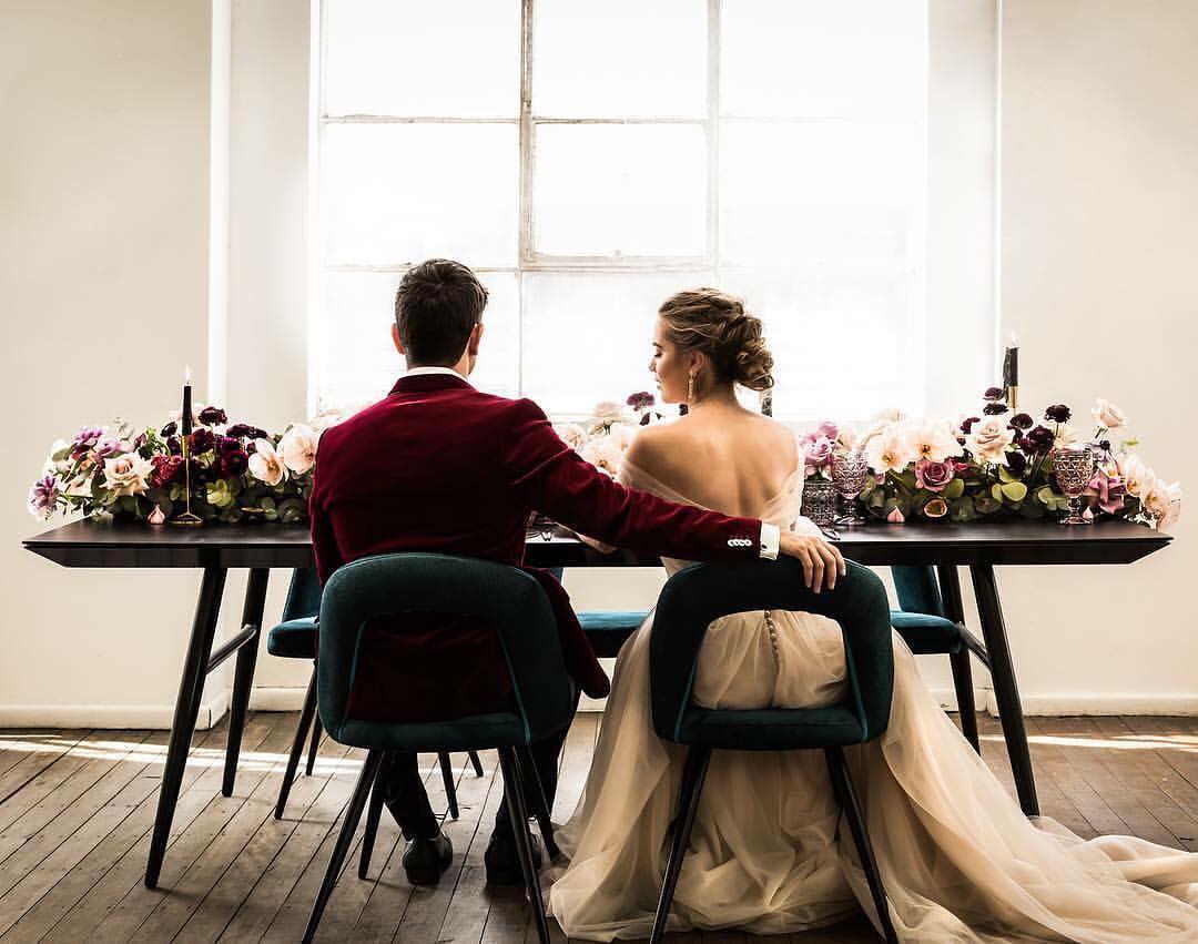 Gorgeous @honeylaneevents shoot. Swoon!
Photography: @zeusproductions_au
Hair & Makeup: @ashquinnmakeup
Florals: @sweetpeaandhoneybee
Gown: @moirahughescouture
Suit: @wilvalor
Accessories: @samanthawillsbridal
Fashion Stylist: @mel_joyhysteric
Venue: @thecommune
Film: @killakreative
Models: @ksiua @leviticusandrew
Furniture: @harrythehirer @decorativeevents
Cutlery & glassware: @prettypedestals
Linen: @opulenteventsau
Acrylic placecards: @bark_and_bite
Cake: @quincy.lane