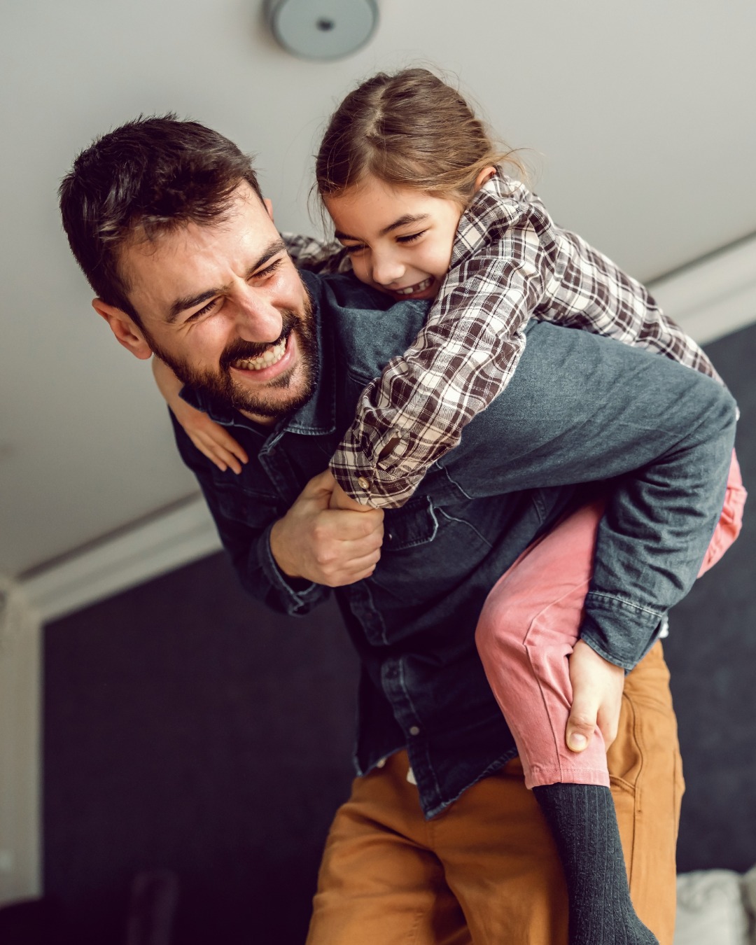 Movement doesn’t have to be intense to be effective.
Everyday movement like walking the dog, playing with your kids, carrying groceries, or simply getting up and moving throughout the day, all helps keep your body strong, flexible, and resilient.
These small, consistent movements support joint health, improve circulation, and help your body handle daily demands with less stiffness and strain.
Real life is movement and it all counts.