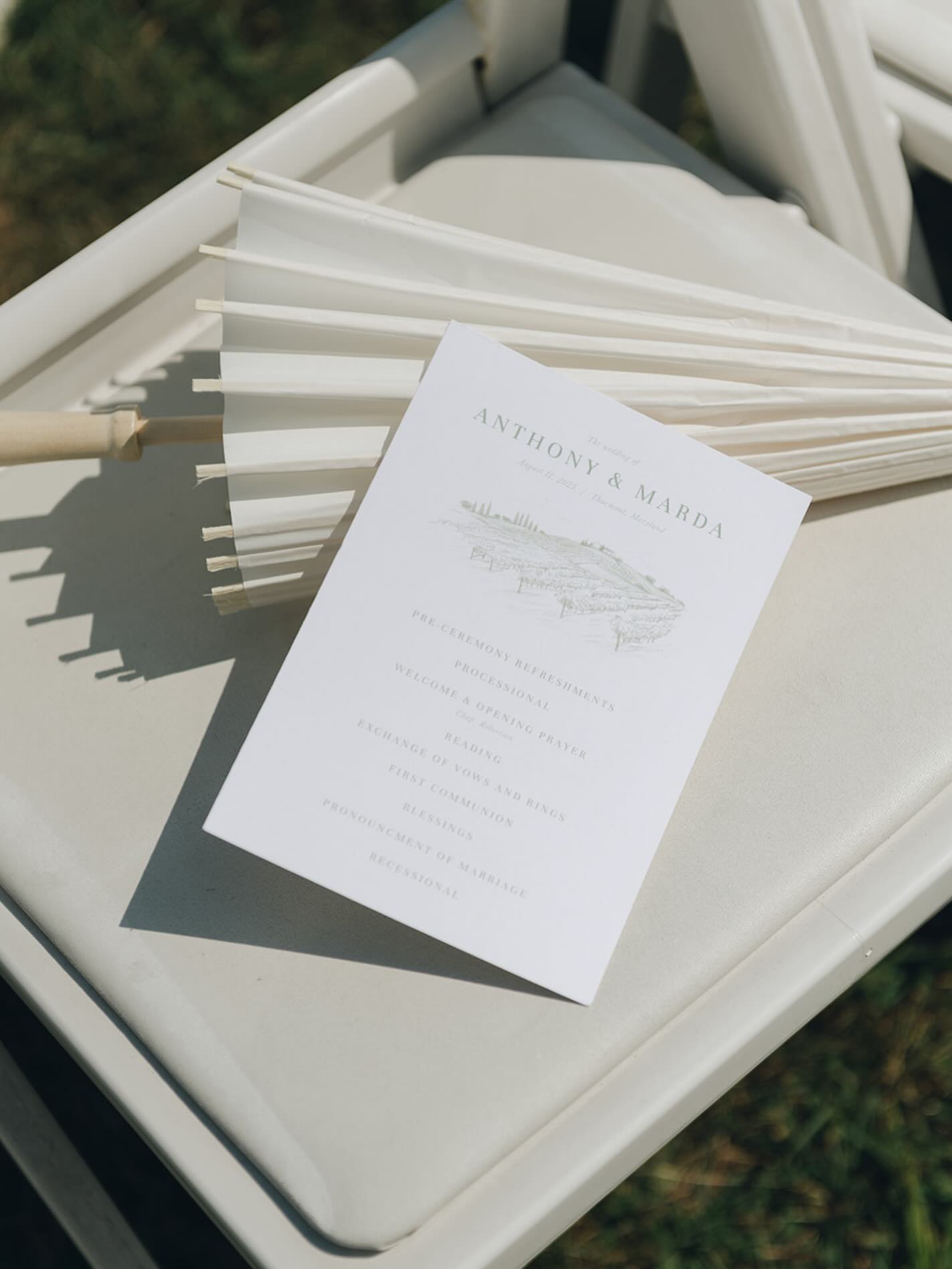 Set the scene, take your seat, and let forever begin. ☀️
Coordination - @dmvweddingsandevents
Venue - @springfield_manor
Photo - @isabelbrachophotos
Florals - @thurmanandfig
Hair - @beyond.the.updo
Make up - @beautifulliflawedbridal
Mocktail supplies - @gateway_liquors
Rentals - @countrycreekfarmhousetables
Photo booth - @activephotobooth