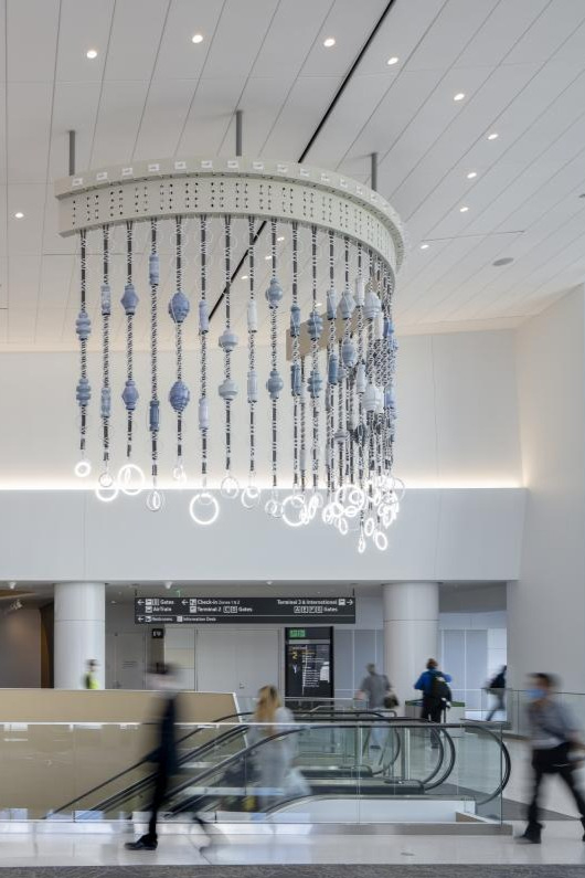 NEW BLOG ALERT! Take flight! ✈️ Have you ever built a space that changes someone’s mood in 30 seconds? Marcus explains how to design for emotion without sacrificing function using real examples from San Francisco International Airport and workplace environments.
Pictured: The Color of Horizons by Dana Hemenway in collaboration with the San Francisco Arts Commission. Follow: @dana_t_h and @sf_arts_commission