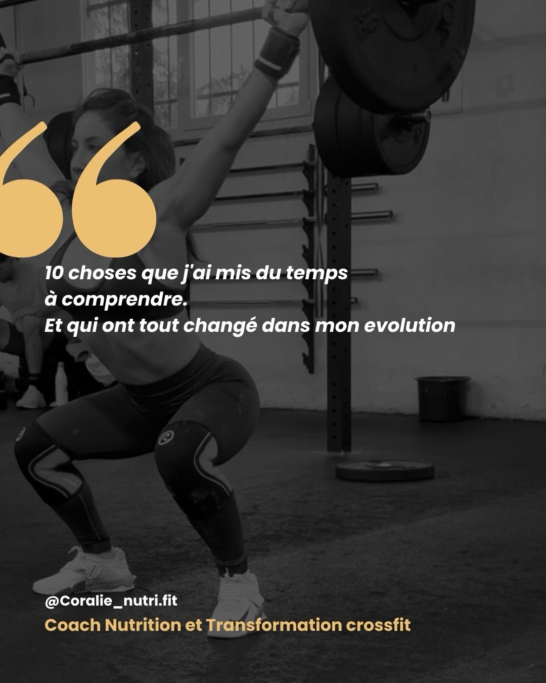 On se crée des objections infinies. Le bon moment. Les bonnes conditions. La bonne version de soi. On attend d’être prête. D’avoir plus confiance. De se sentir légitime.
Mais la vérité c’est que l’attente ne prépare pas. Elle paralyse.
Celles qui avancent ne sont pas celles qui doutent moins. Ce sont celles qui avancent malgré le doute. Qui font malgré l’inconfort. Qui continuent malgré les jours sans.