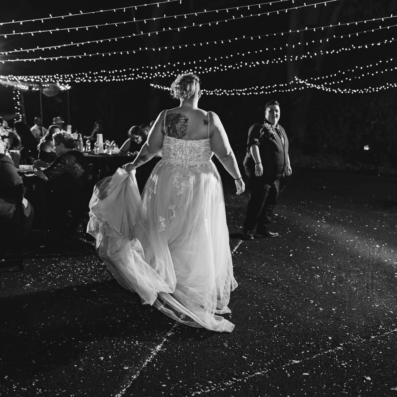 It's my 4th anniversary and this is my absolute favorite picture from our wedding 😍
I will always run to you @mxbutchdonut 💖 I love you to infinity and beyond.