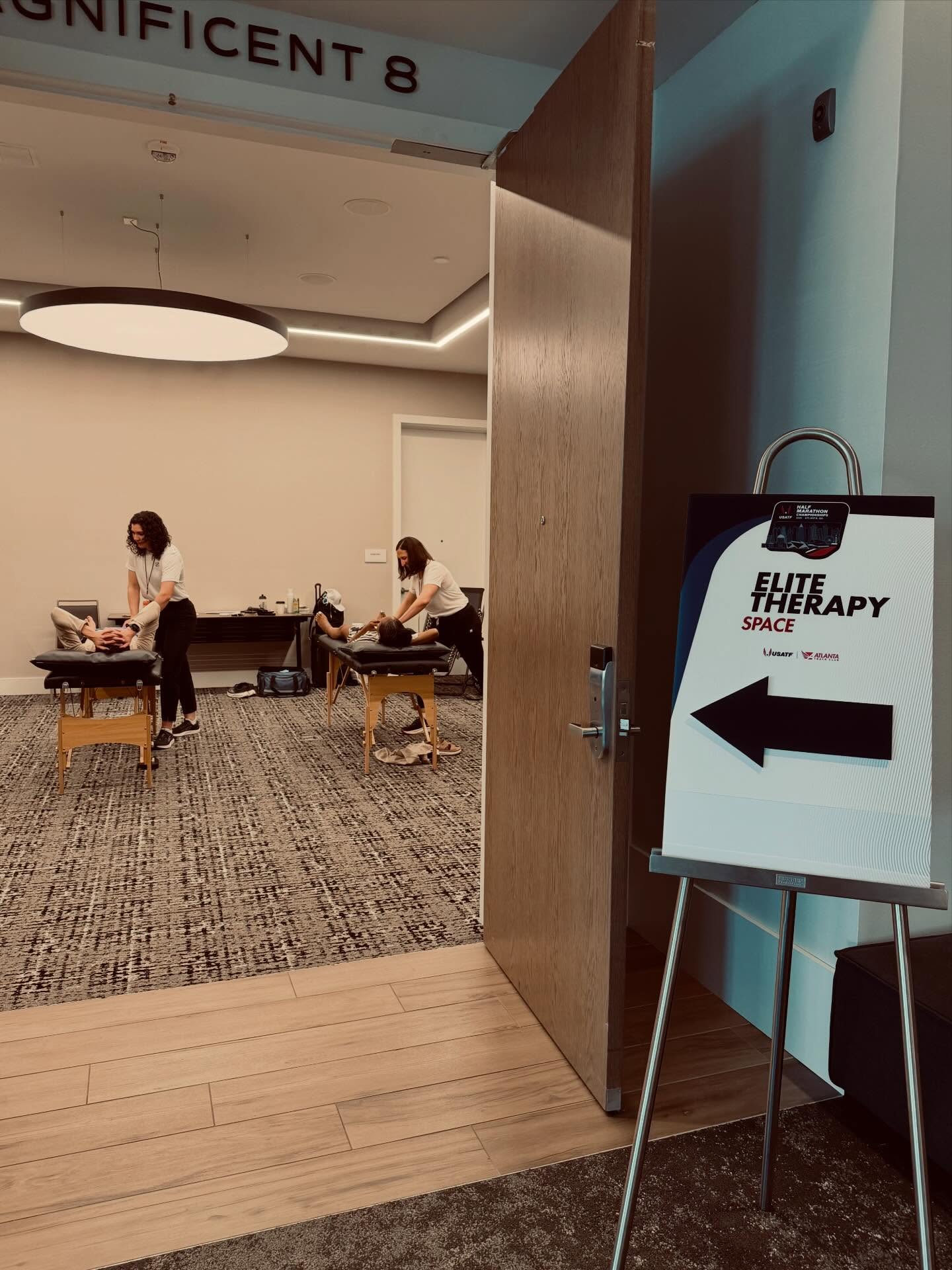 What a weekend! Once again my team @precisionpt_atl and I had the honor and privilege of helping the elite field for the USATF Half Marathon Championships. We love seeing all the familiar faces and being the support behind the big stage. Thank you @atlantatrackclub for always supporting our passion and love of what we do at Precision.
Congratulations to all the men and women who ran their hearts out in both the elite field and in our community!
It was a difficult day for all the elite women no matter where you landed. It was especially difficult for @jesstonn @emmagracehurley and @ednah_kurgat so proud of all of you for running your best races despite the circumstances AND for your incredible professionalism and class during and after the race. You are such a great example for the future of our sport. I wish we could treat broken hearts 💔 sending love your way.
#eliterunners #runatl #runningpts #runningmedicine #runners