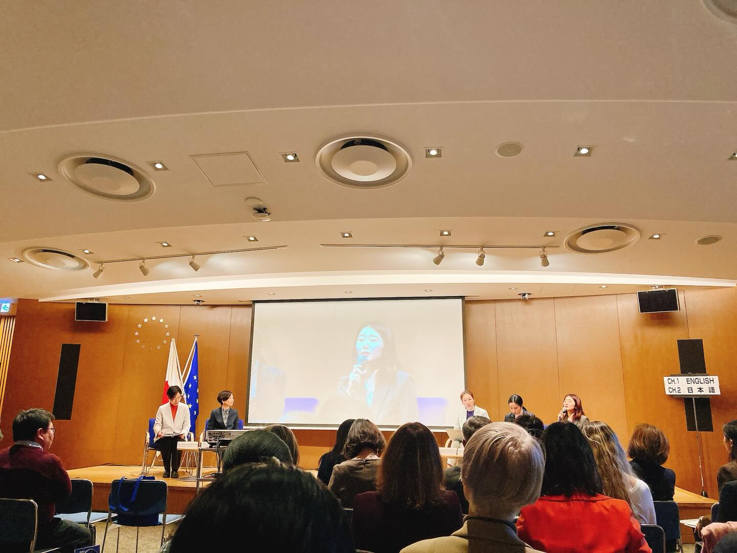#国際女性デー を記念して、駐日EU代表部とUN Women日本事務所主催のセミナーに参加。
北欧の経験の共有の他、日本の議会における女性参画の現状についても議論。
ノルウェーやフィンランドのジェンダー平等も、女性たちの長年の努力の積み重ねの成果。日本でも前に進めていかなければ!
#ジェンダー平等