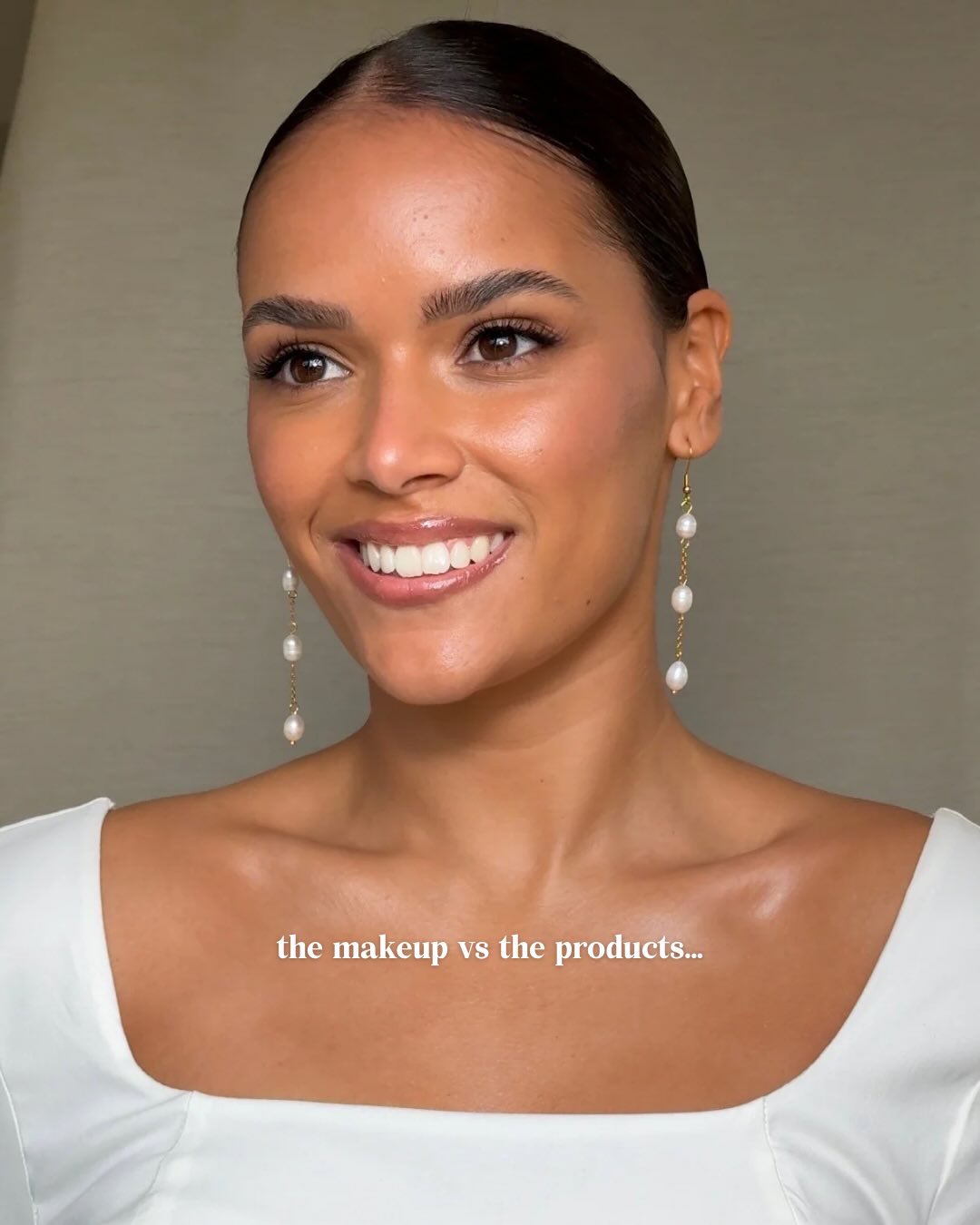 if you’d like any details on the products lemme know ✨🤍
Gorgeous Mica looking unreal in this natural bridal glow 😮💨
@mica_visuals @staciegoodwinbridalhair
#bridalmakeup #londonmakeupartist #weddingmakeuplook #glowymakeup
Natural wedding makeup artist Hertfordshire London
Modern bridal makeup
Sofia Richie wedding makeup
Glowing skin