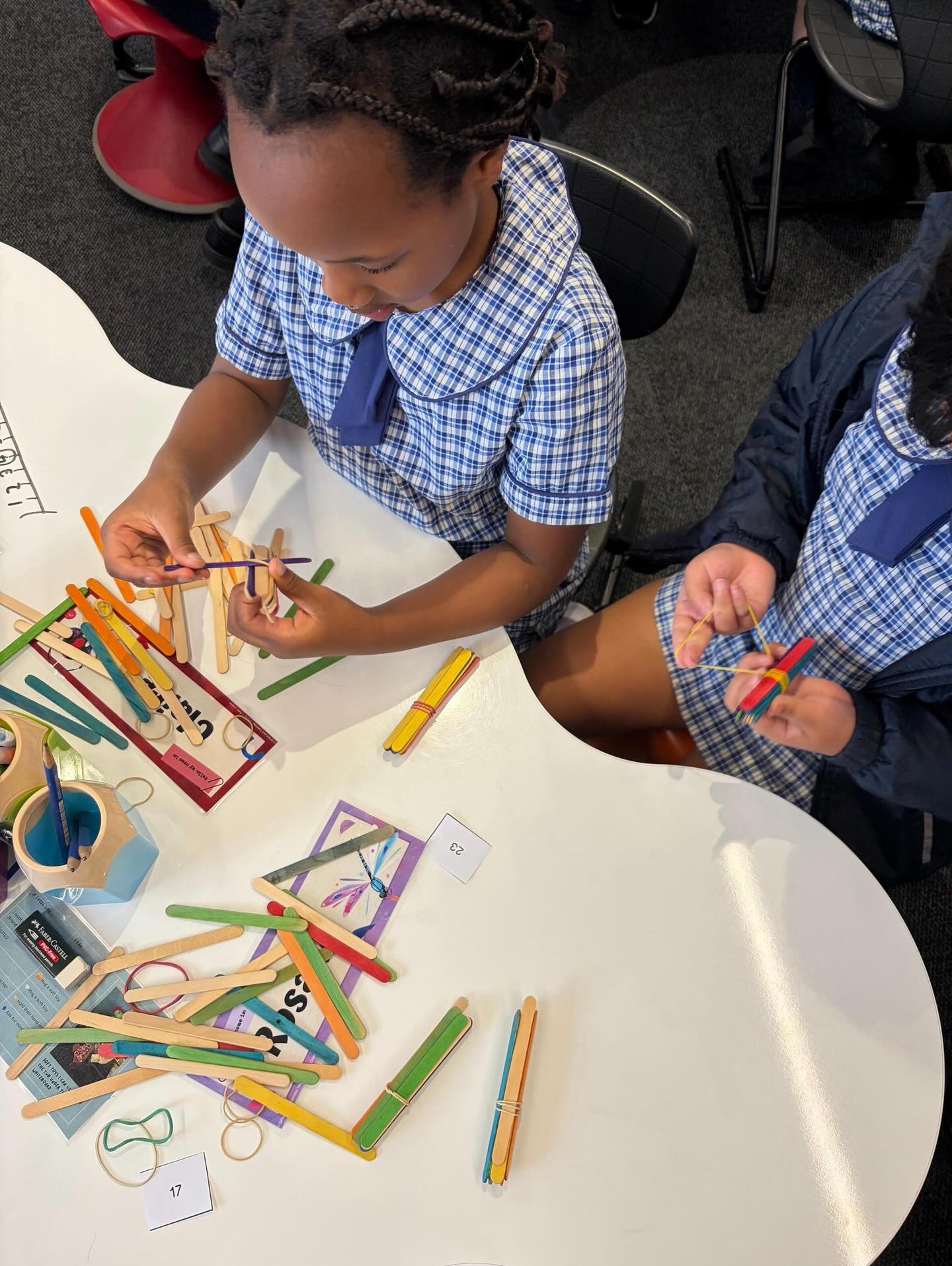 In Year 1/2 Maths, the children have been looking at bundling!! Bundling looks at grouping objects into equal sets, most commonly groups of 🔟
For example instead of counting 23 by one, we can see this as 2 bundles of 10 and 3 ones.
The opportunities are endless! 👏🏼👏🏼👏🏼
!!