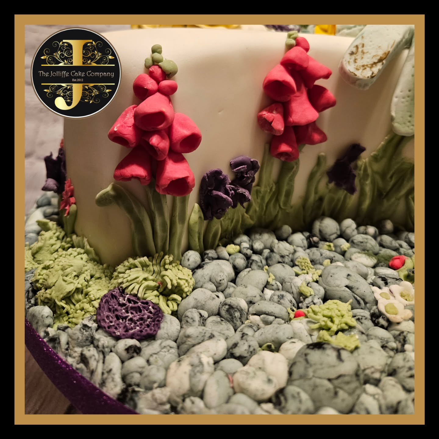 We were delighted to be asked to make this cake to celebrate a lady on her 90th Birthday, in a gardening theme. Apart from the personalised topper, all the decoration was 100% edible. The vanilla cake was filled with buttercream and strawberry preserve before decorating. Any enquiries please visit our website. #thejolliffecakecompany #90thbirthdaycake #gardeninglife #90thbirthday #ukberkshire