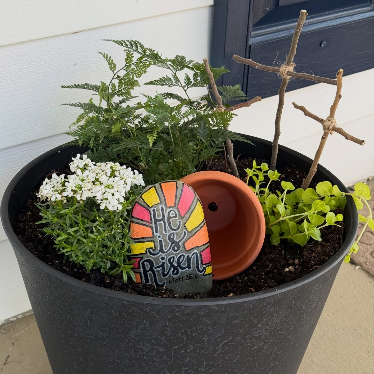 Today’s creativity. By my front door as a daily reminder to me of how blessed i am to know Him.
#heisrisen