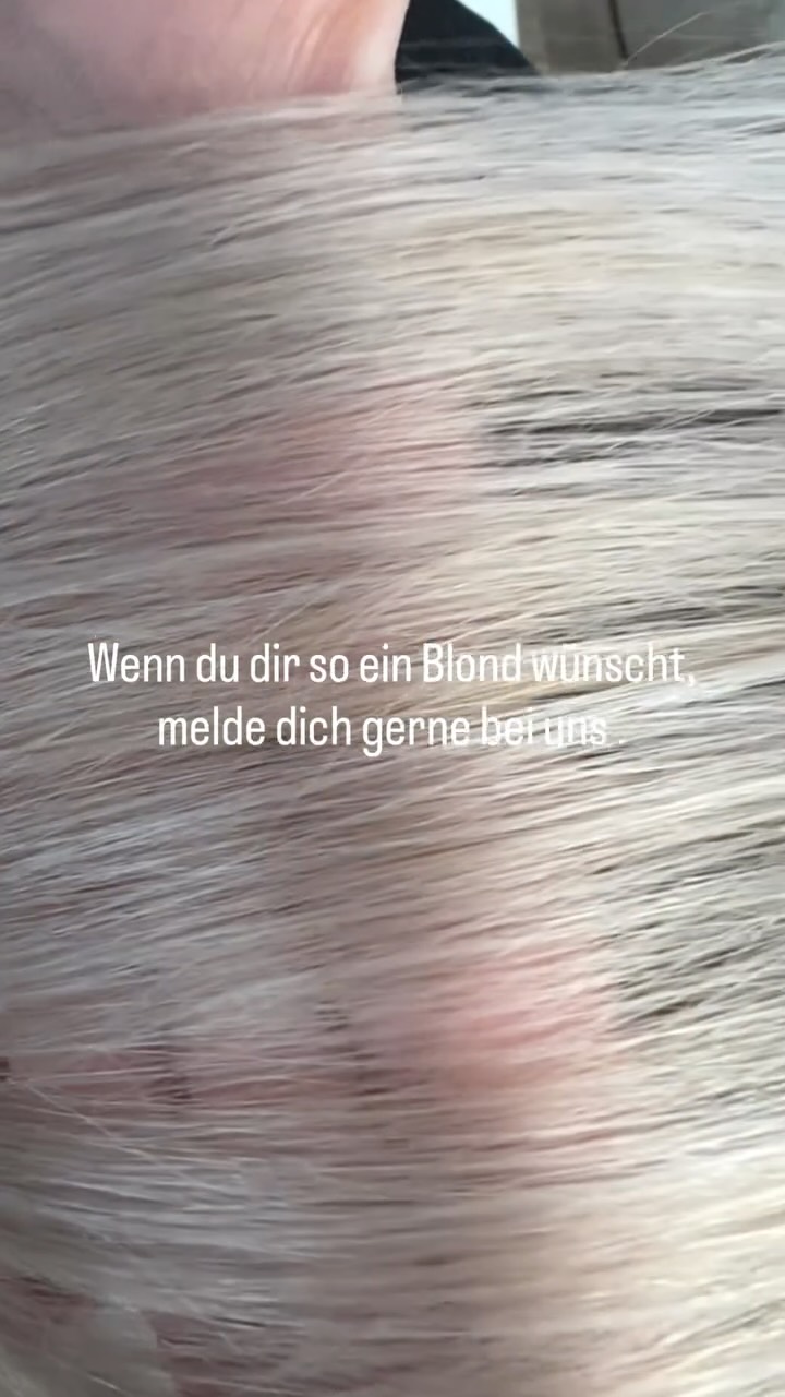 Global Blond Spezial ✨Strahlendes, kühles Blond in Perfektion | Bel Hair in Küsnacht Zürich
Du träumst von einem klaren, gleichmäßigen Blond ohne Gelbstich? 🤍
Unser Blond Spezial Paket – Global Blondierung ist perfekt für Kundinnen, die ein komplett neues, helles Blond möchten.
Bei Bel Hair in Küsnacht Zürich sind wir spezialisiert auf:
✔️ Professionelle Globalblondierung
✔️ Schonende Aufhellung mit Strukturaufbau
✔️ Individuelles Glossing für kühlen, edlen Ton
✔️ Präziser Schnitt & perfektes Styling
✔️ Persönliche Beratung für dein Wunschblond
Gerade bei einer Globalblondierung braucht es Erfahrung, Technik und ein sicheres Gefühl für Haarstruktur – hier sind echte Blond-Profis gefragt.
Unser Ziel:
Nicht nur blond.
Sondern ein luxuriöses, gesund wirkendes Blond mit Verwöhnerlebnis ✨
📍 Bel Hair – Spezialist für Blond, Extensions & Haarbotox in Zürich
📲 Jetzt Termin sichern & dein Wunschblond verwirklichen.
#belhairküsnacht #küsnacht #blondhairstyle #hairtransformation #hairgoals