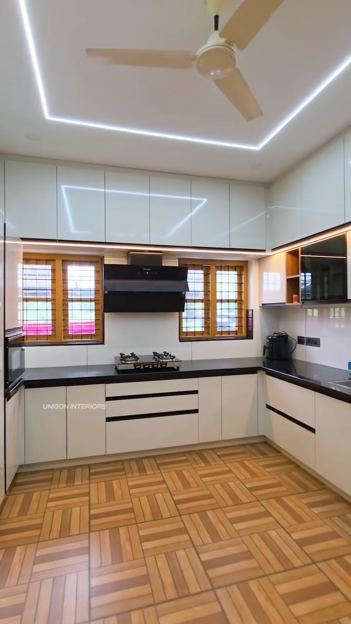 Every module planned for workflow, durability, and long-term usability.🏠✨💫. #modularkitchen #interiordesign #unisoninteriors #interiordesigner #trendingreels #keralahomes #viralreels #kerala #malayalam #homedecor #modularhome #modular #kitchen #kitchendesign