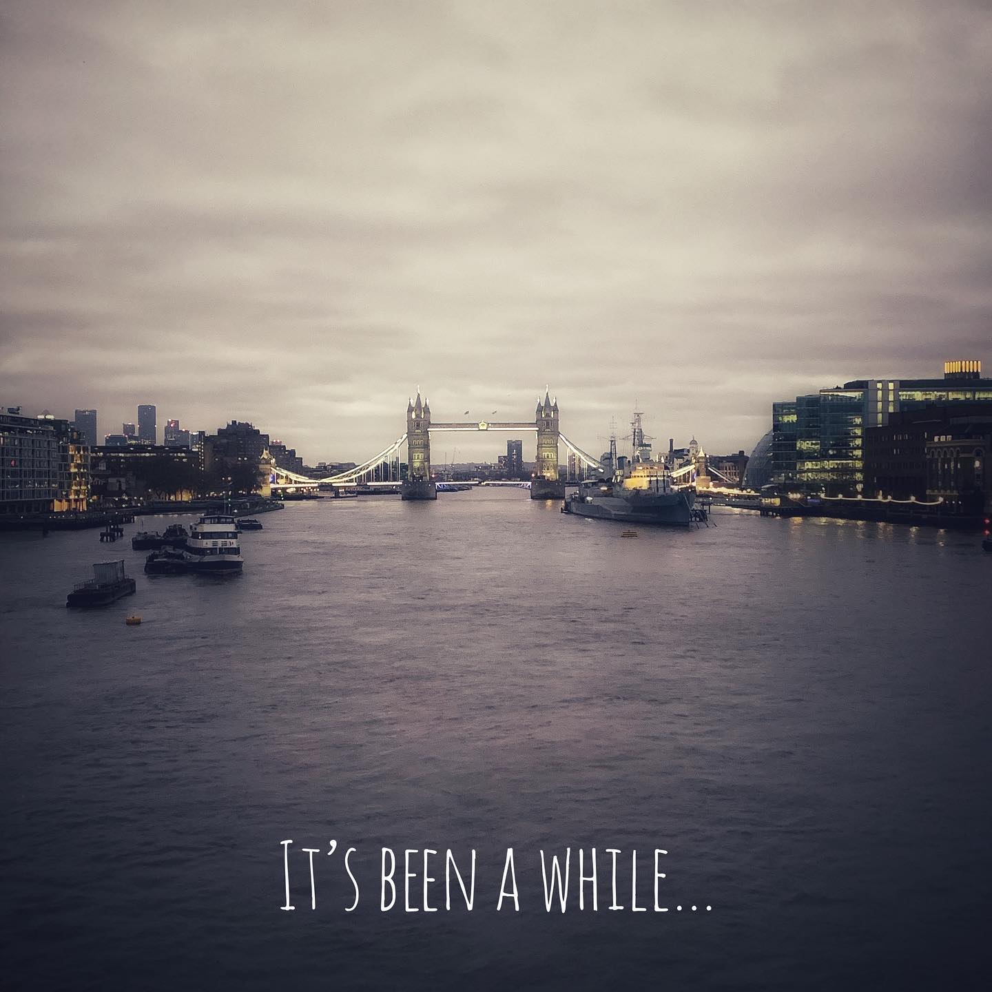 Spent the afternoon in the city meeting a new client (socially distanced and outside of course!). Realised it was the first time I’ve met anyone new in real life for best part of a year and it felt very odd not to shake hands! Or wave at them on zoom...
Strange times indeed.
#meetingnewpeople #socialdistancing #newclient #london #cityoflondon #towerbridgelondon #lockdownlondon #elbowbump #marketingconsultant #picoftheday #photography #freelancelife #hustling