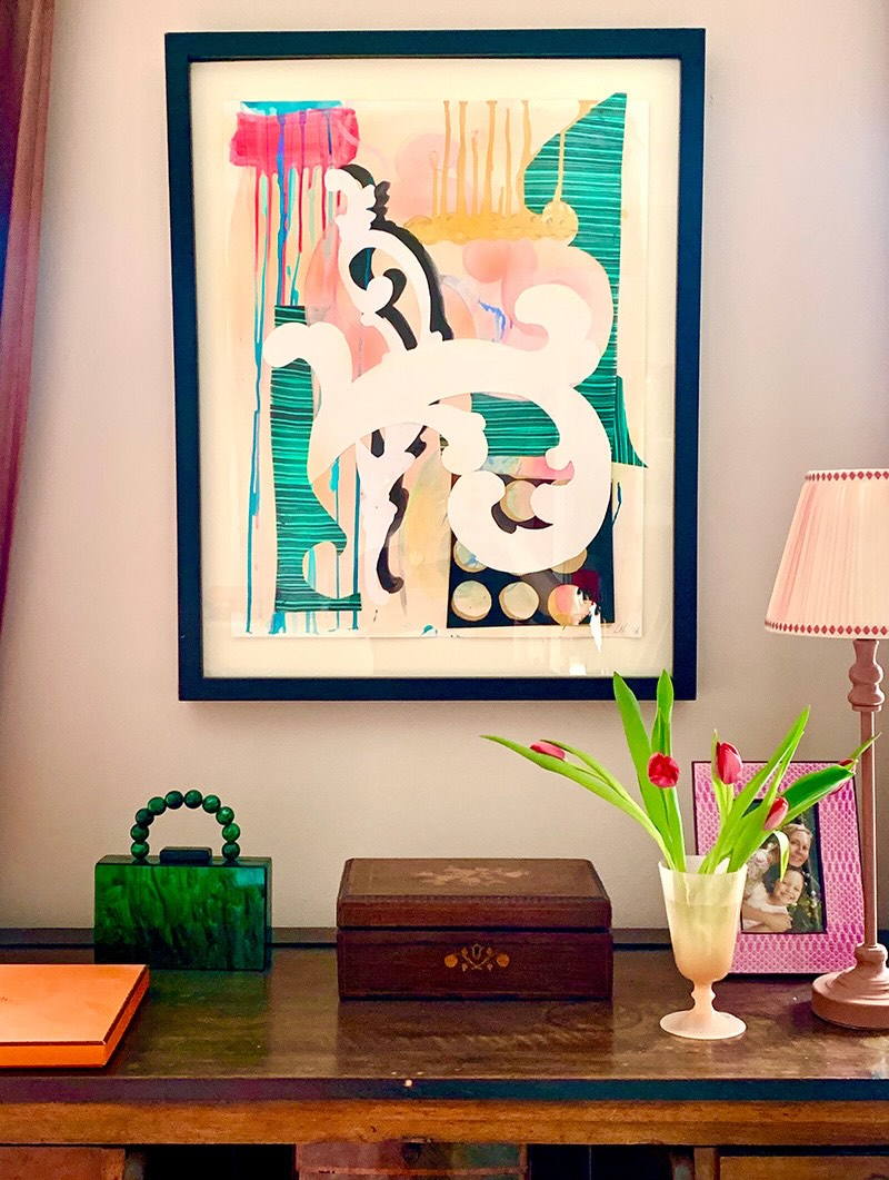 I love matching artworks with a specific corner in a room. Here one of my collages sits within a soft muted bedroom palette. The colours are closely related to the room, but not matched. The little green bag references the green in the collage, coincidently. A slight shift in warmth, a deeper tone- just enough variation to keep the surface alive. Iâm interested in how an artwork can belong to a space without disappearing into it.
Art in context | Layered living | painterly interiors | Layered home