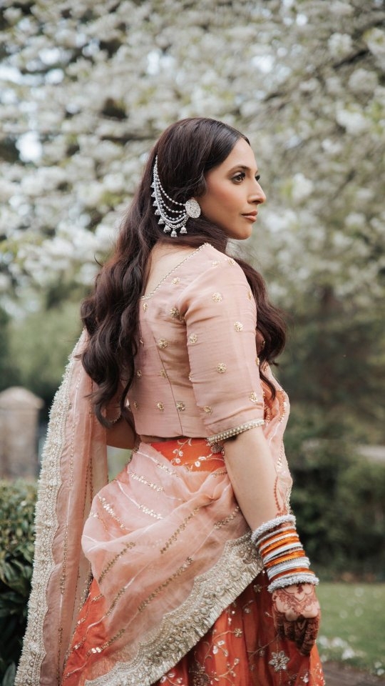 Celebrate your Mehndi magic with a photographer who truly understands the moment ✨
As a female Mehndi photographer, I create a comfortable, relaxed space so you can be fully present while every beautiful moment is preserved naturally.
Now booking Mehndi photography across South Wales and Cardiff.
Whether your celebration is intimate at home or a grand pre-wedding event, your story will be captured with warmth, elegance, and cultural understanding.
📩 DM to check availability
💫 Limited dates for 2026 bookings
.
.
.
.
.
#MehndiPhotographyuk
#FemalePhotographer
#CardiffPhotographer #SouthWalesPhotographer
#AsianWeddingUk