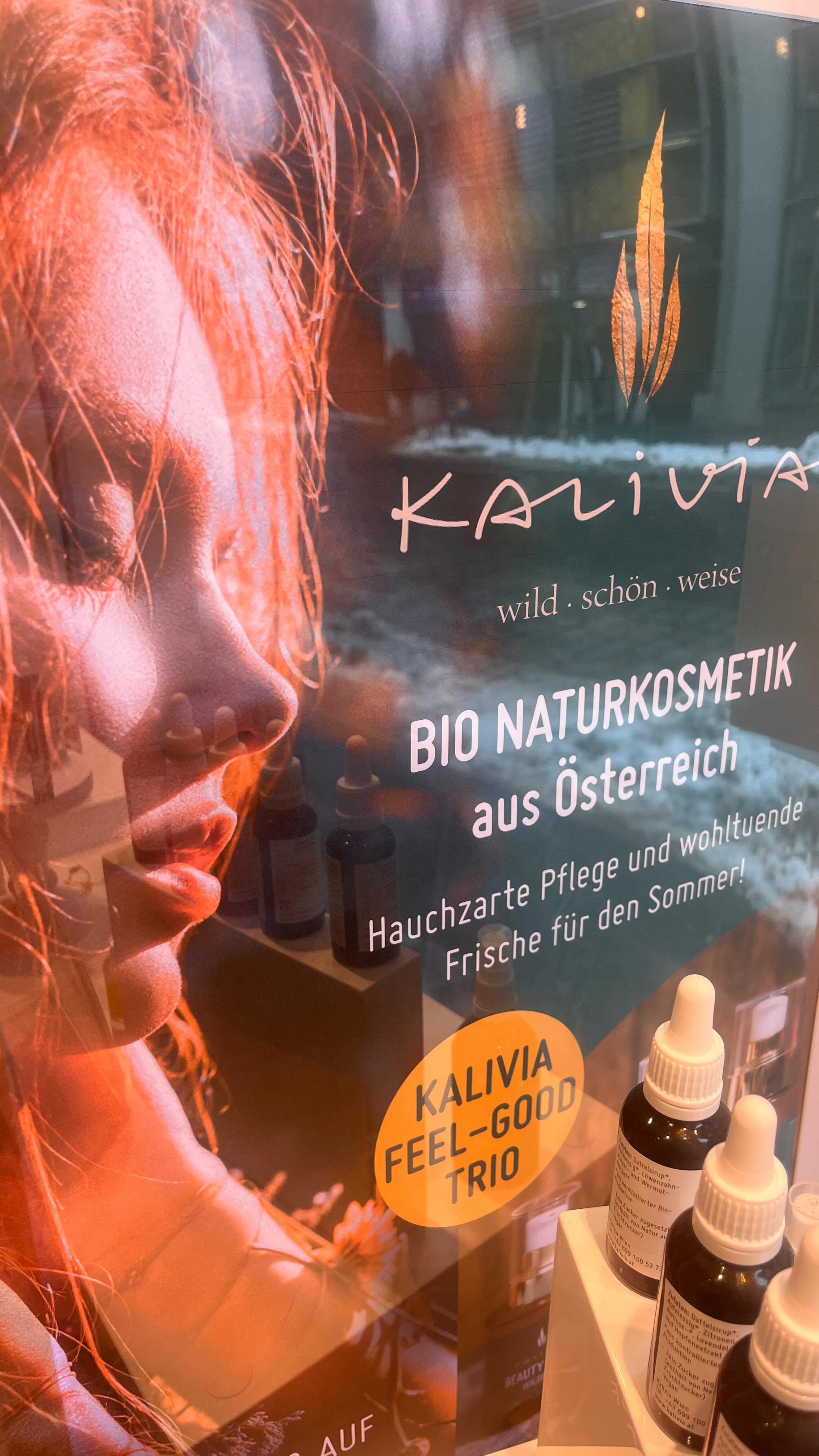Making Nature and its vibrational power accessible through energetically purified products is what moves Silvia from @kalivia.at - European Natural Beauty Award winner 2024 and 2025!
She shared with us today some of her knowledge in a wonderful afternoon workshop, where we produced ourselves a soft and mild Arnica cream and got to know all of her special portfolio 💚✨
Wonderful experience, amazing work. Thank you!