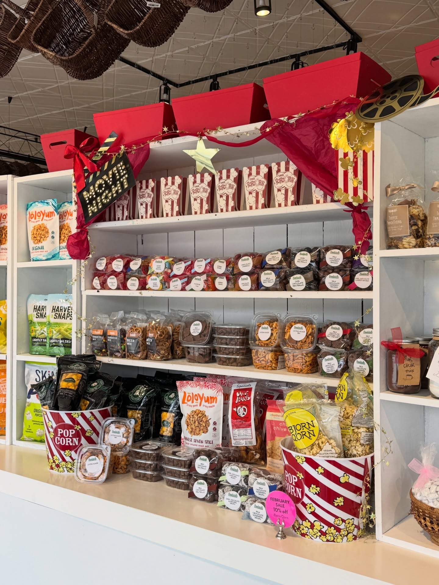 Are you ready for a movie night or an Italian dinner?
Stop by any of our stores to make your evening feel special ✨
Glencoe, Evanston, Lake Forest, Glenview