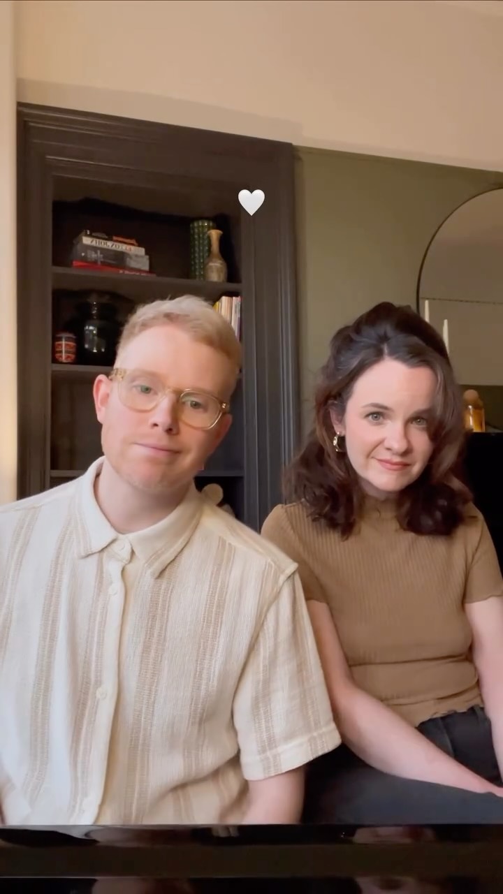 Were you born in the wrong era? Us to.
Want a timeless wedding song? Look no further.
🎵 Until I Found You @stephensanchezofficial
#aislewalk #weddingsinger #pianocover #weddingceremony #vintage